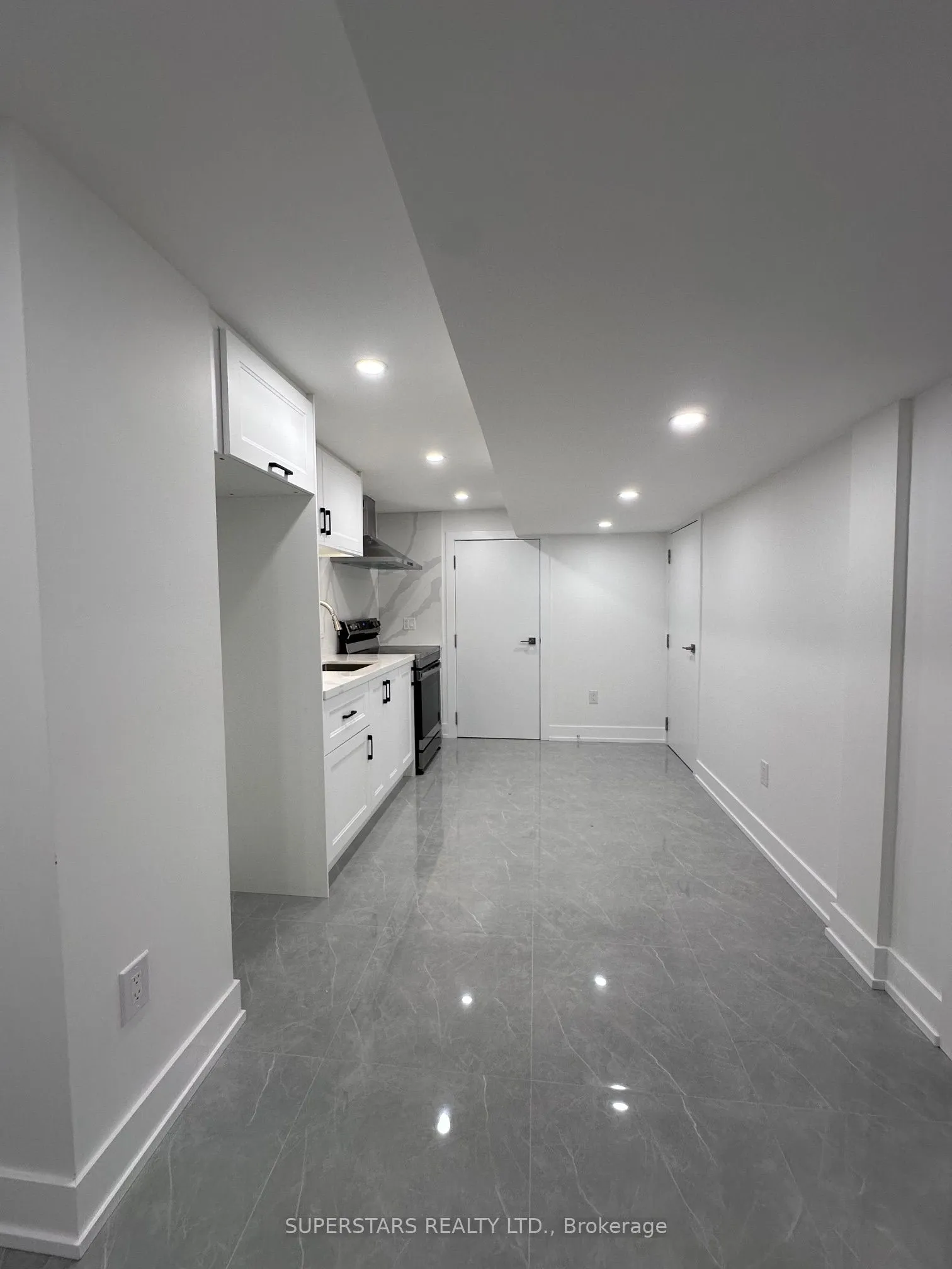 4 Galbraith Crescent, #Lower