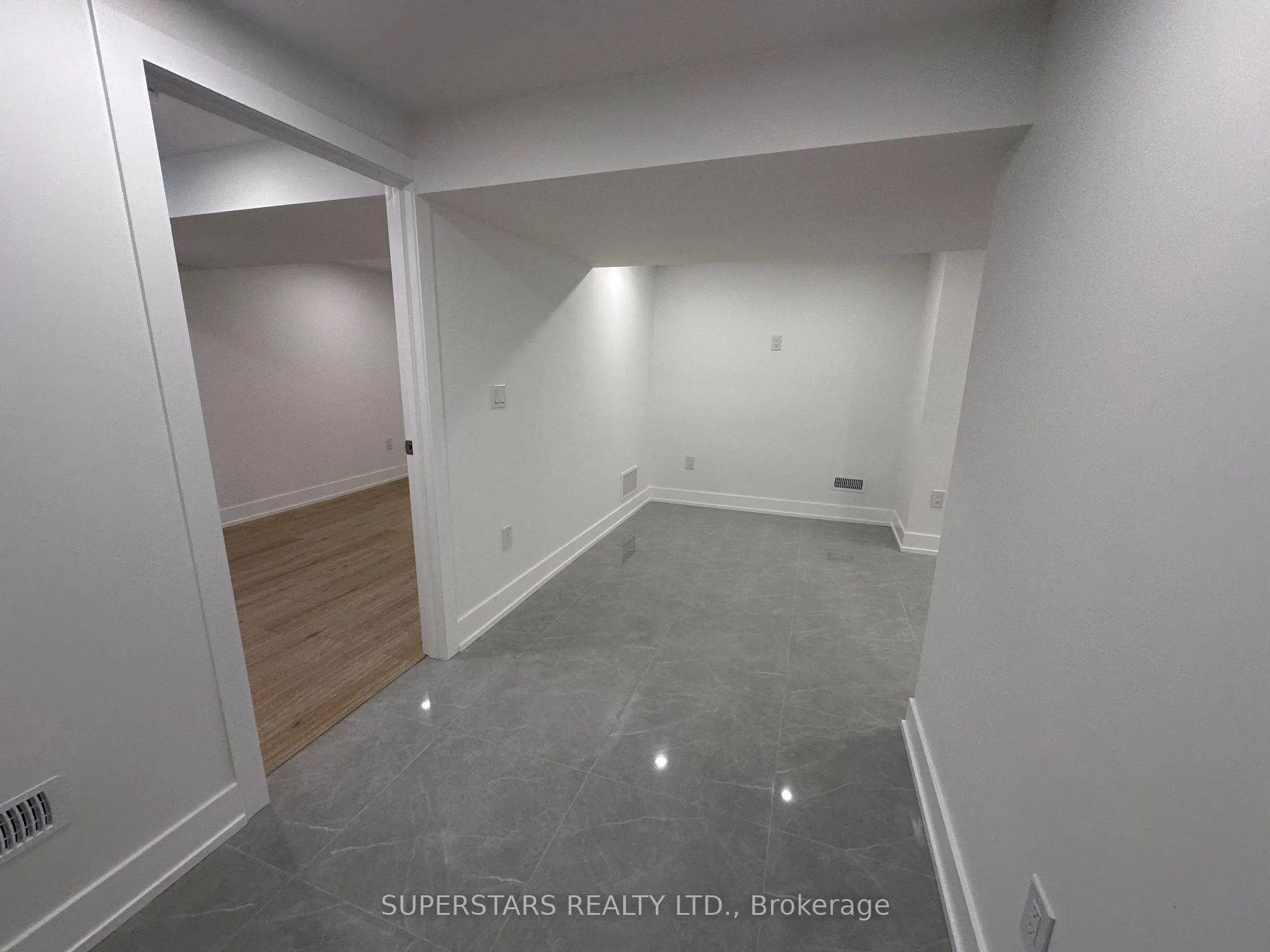 4 Galbraith Crescent, #Lower