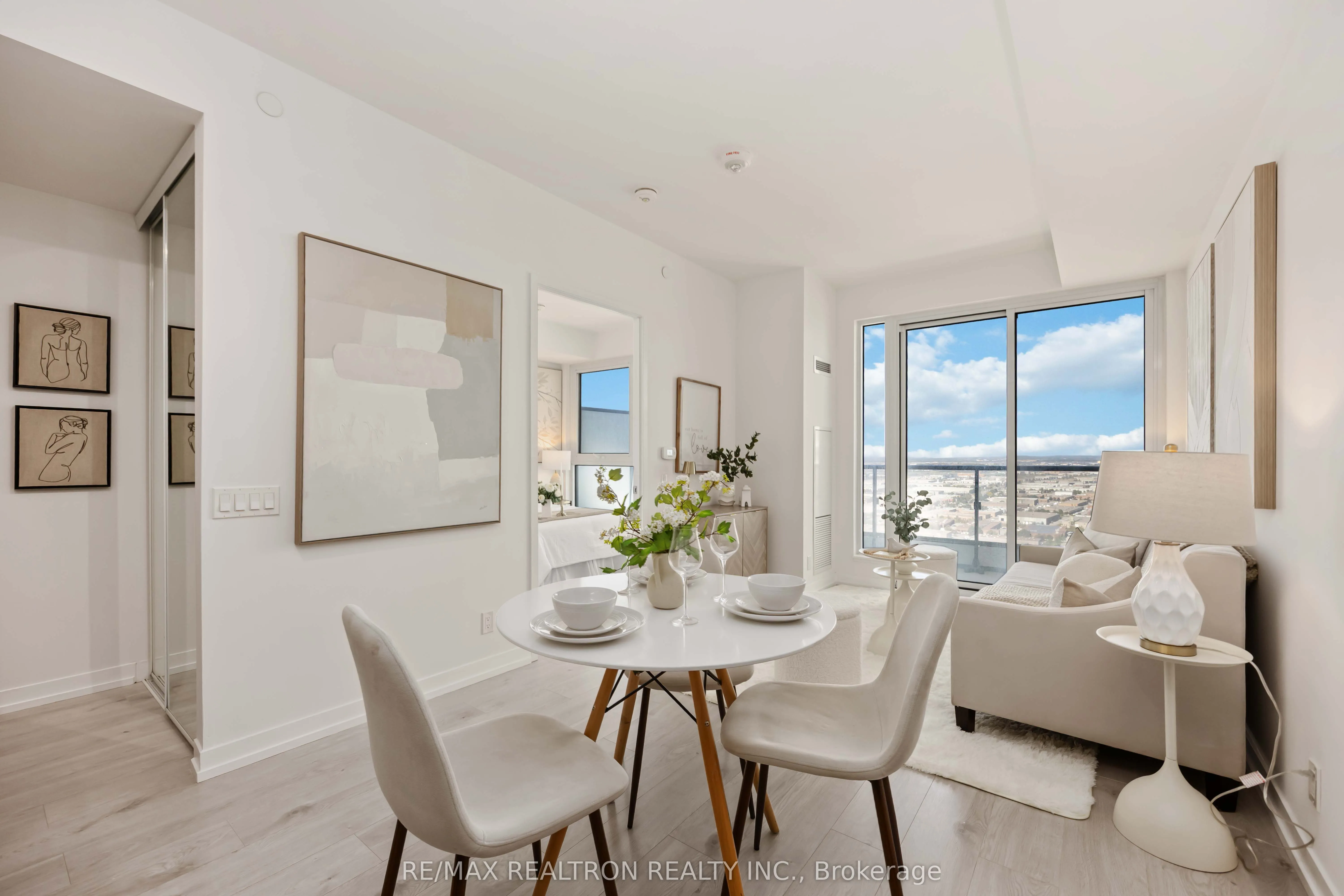 5 Buttermill Avenue, #3512