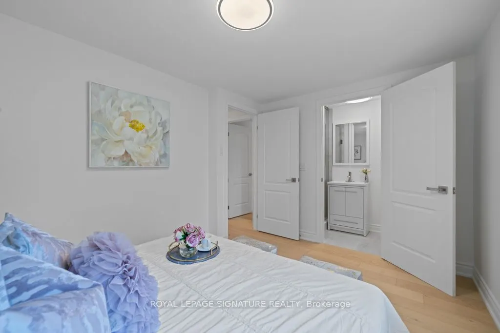 227 Thoms Crescent