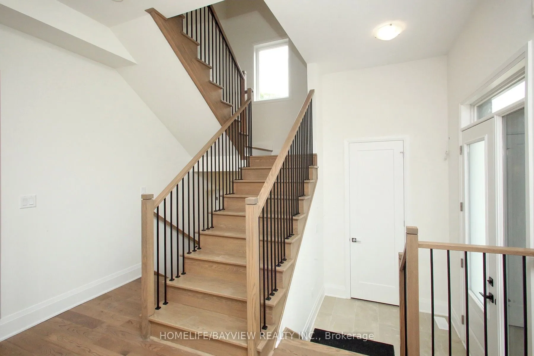 2 Vern Robertson Gate