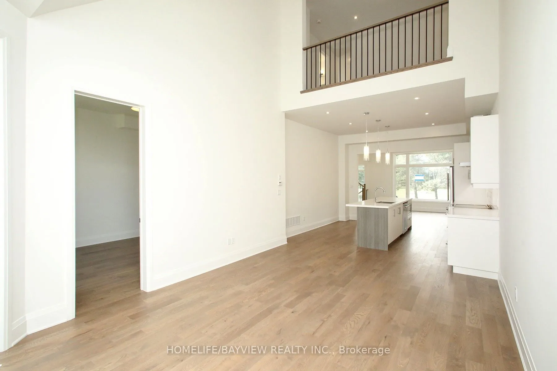 2 Vern Robertson Gate