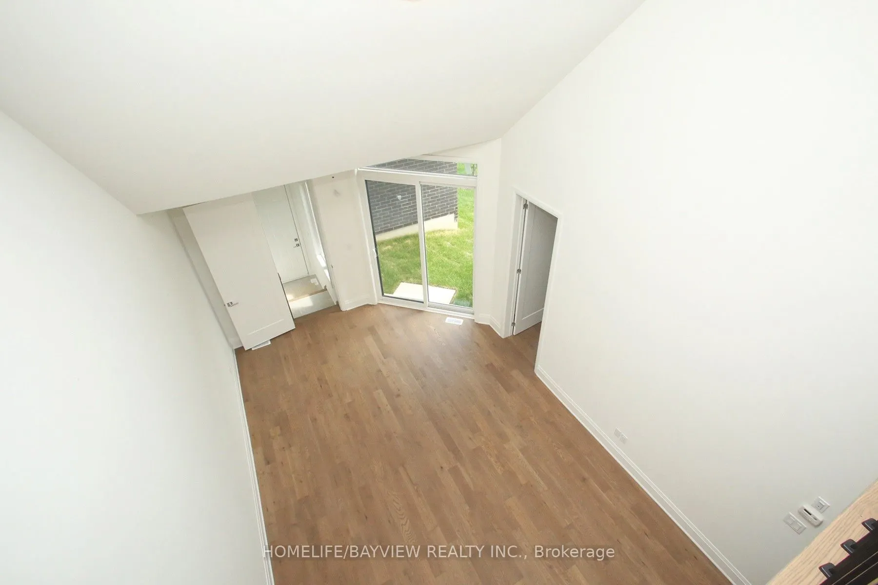 2 Vern Robertson Gate