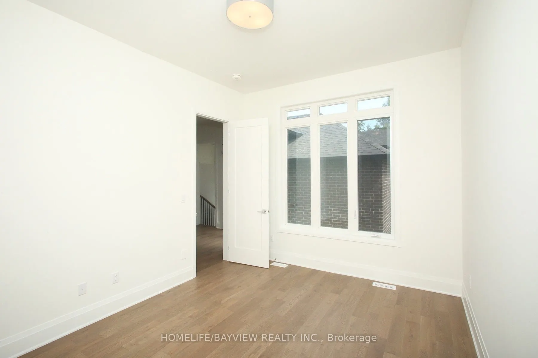 2 Vern Robertson Gate