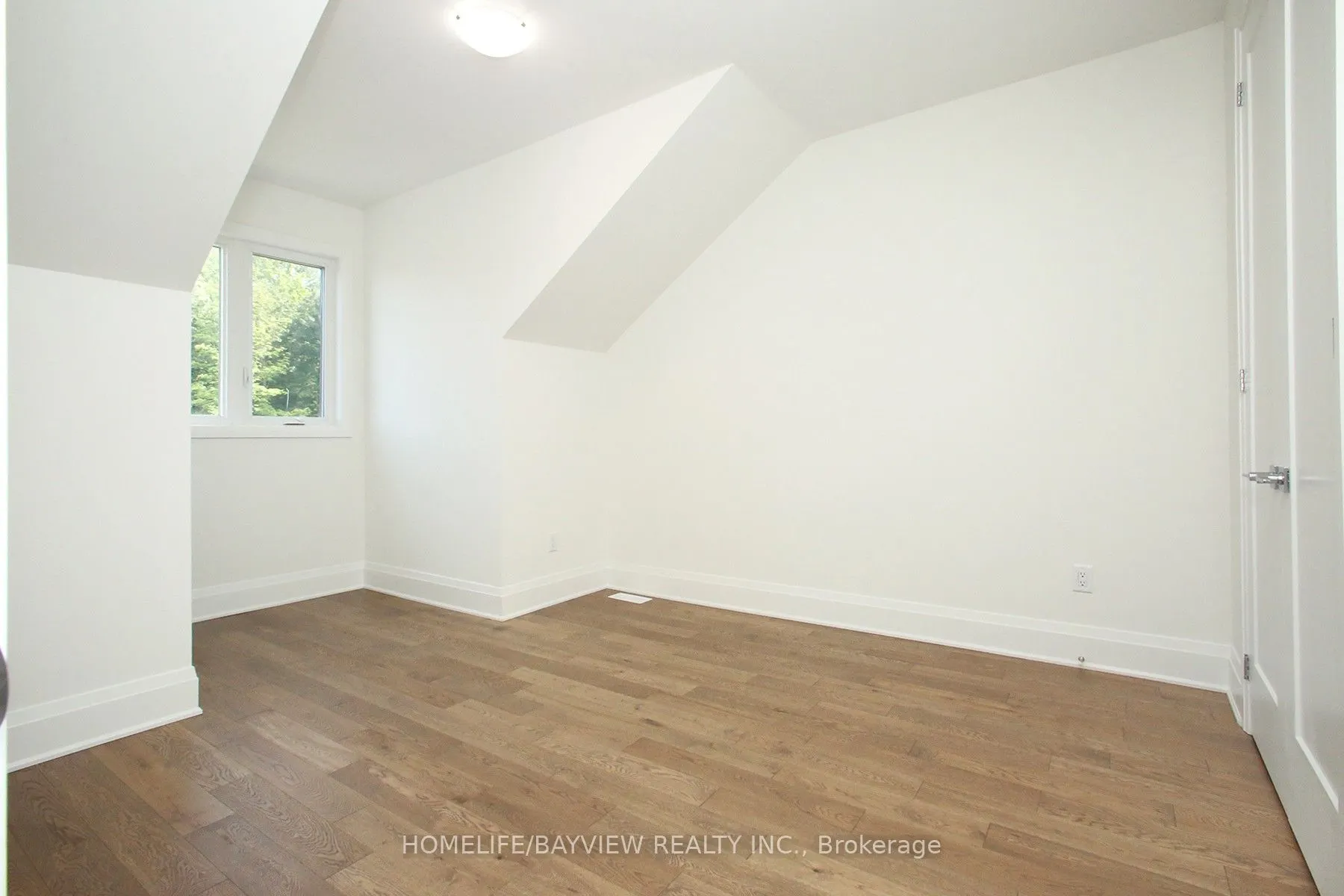 2 Vern Robertson Gate