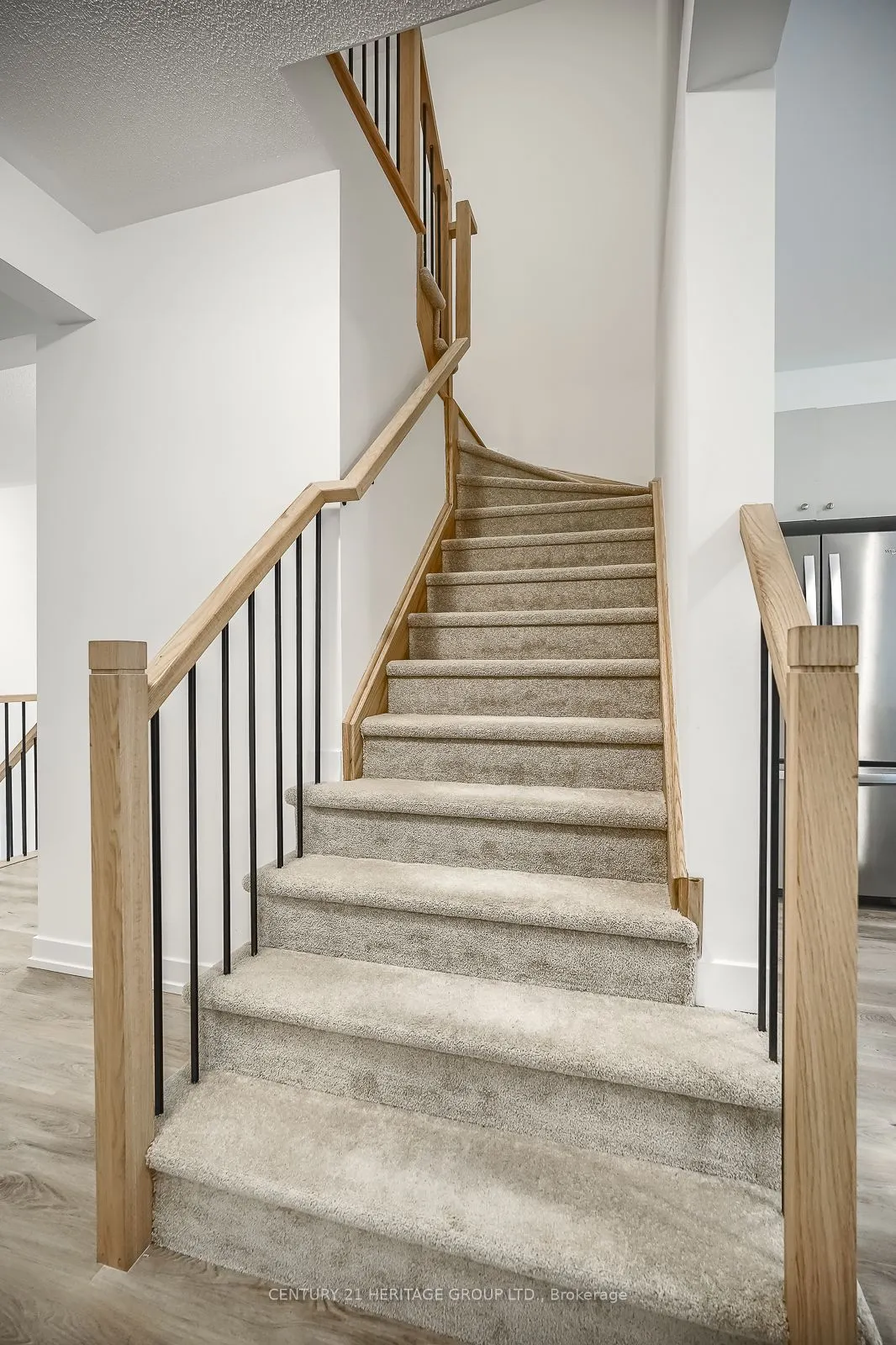 125 Lyall Stokes Circle