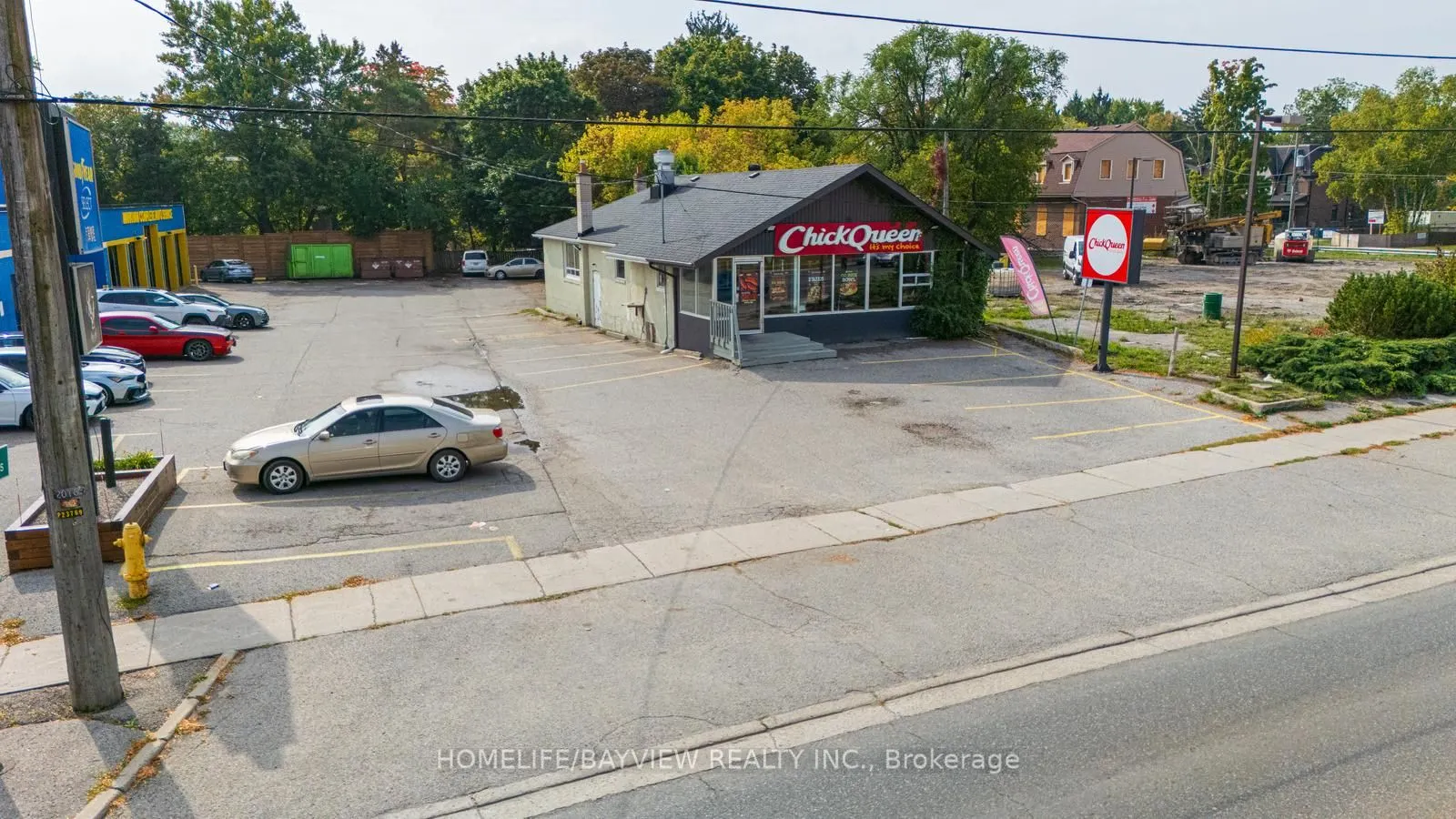 5775 Highway 7 E