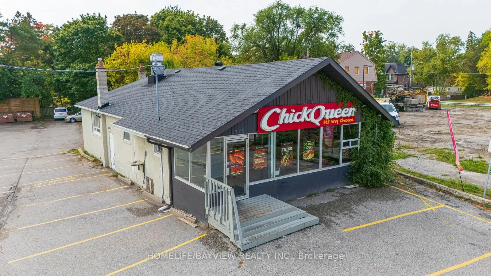 5775 Highway 7 E