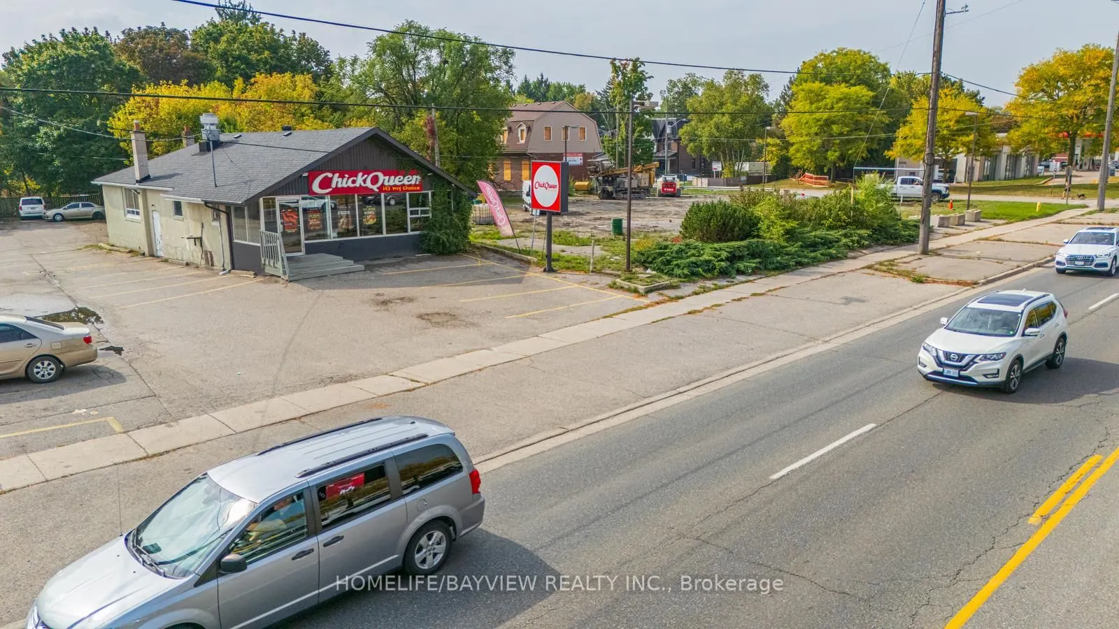 5775 Highway 7 E