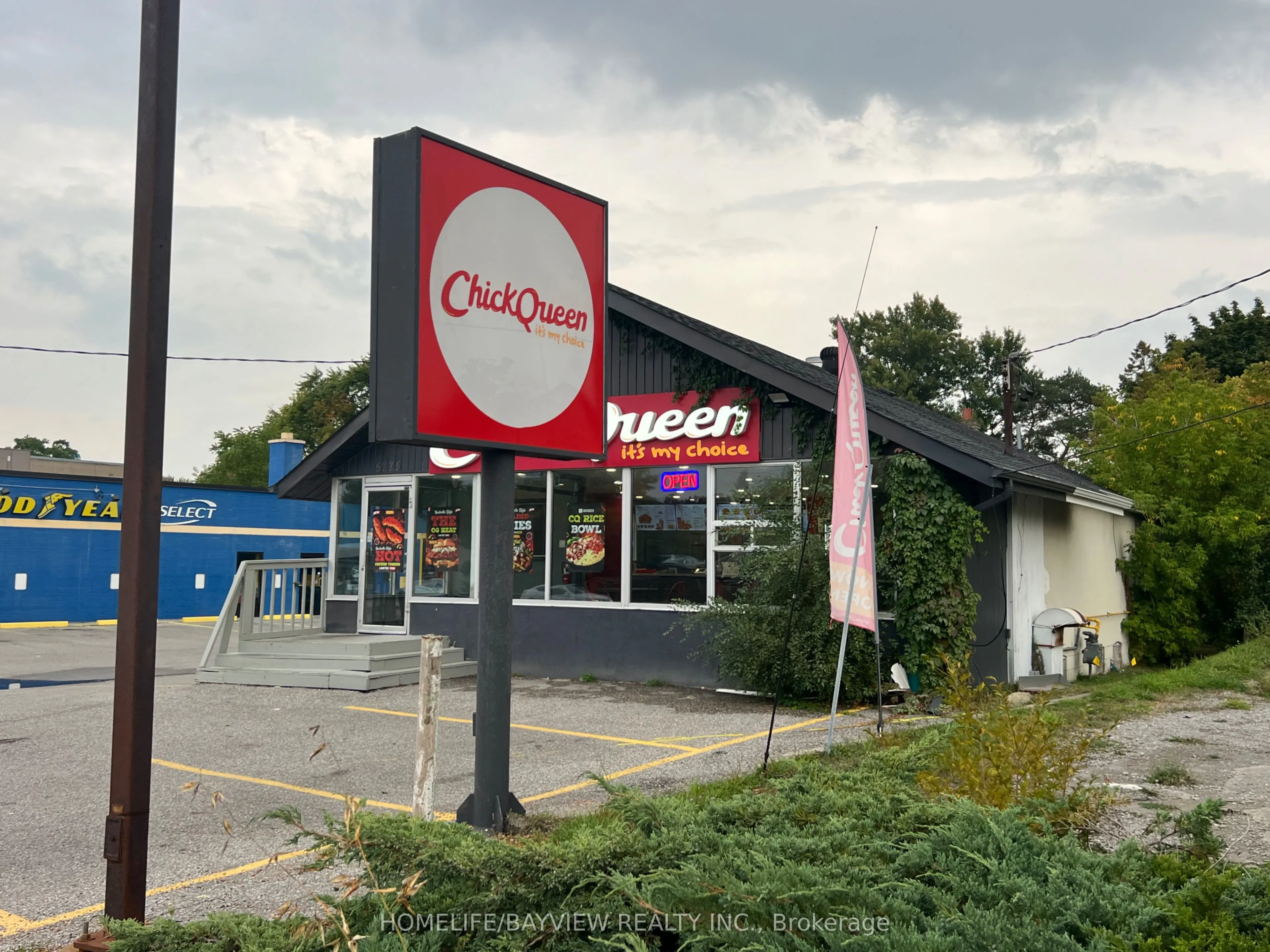 5775 Highway 7 E