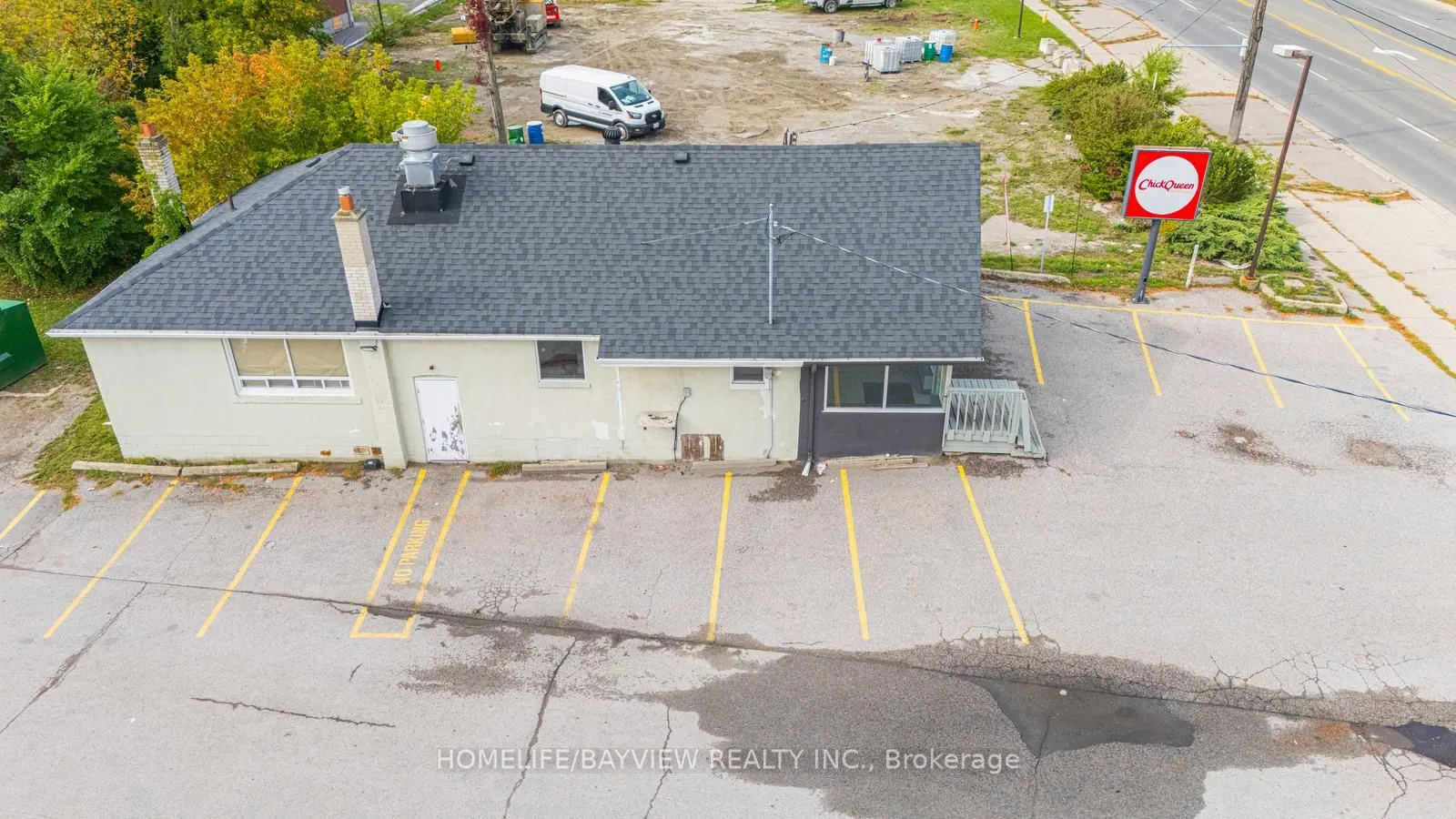 5775 Highway 7 E