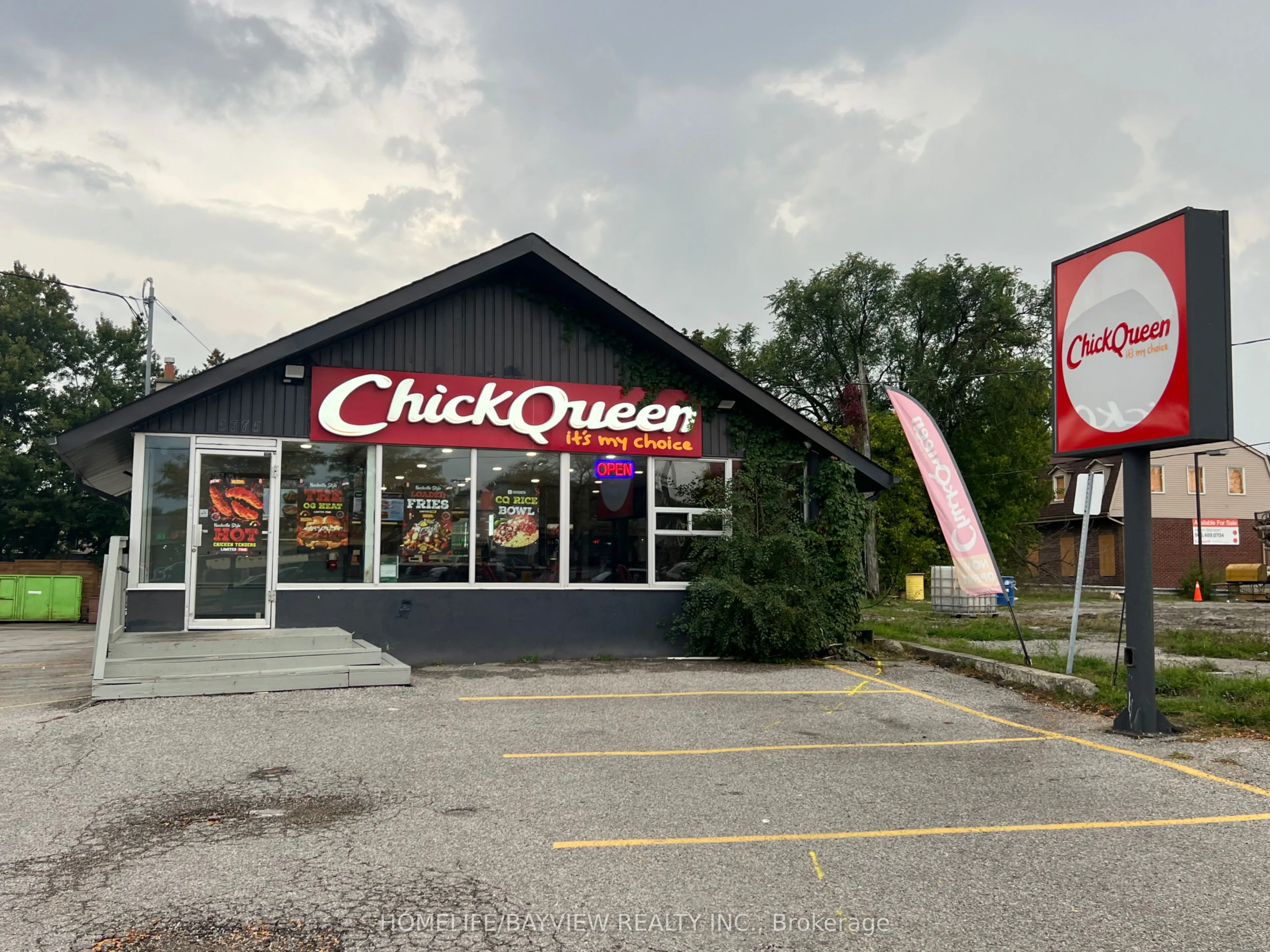 5775 Highway 7 E