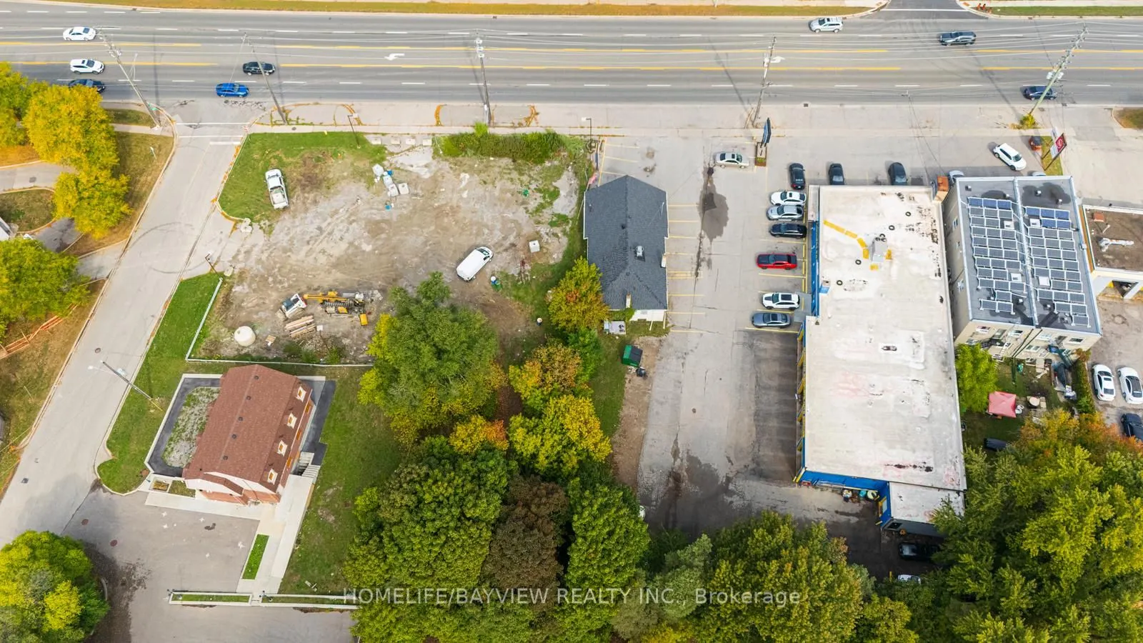 5775 Highway 7 E