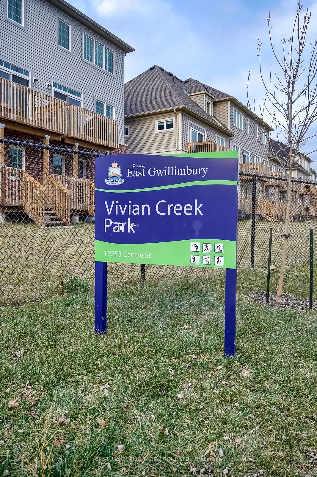 125 Lyall Stokes Circle