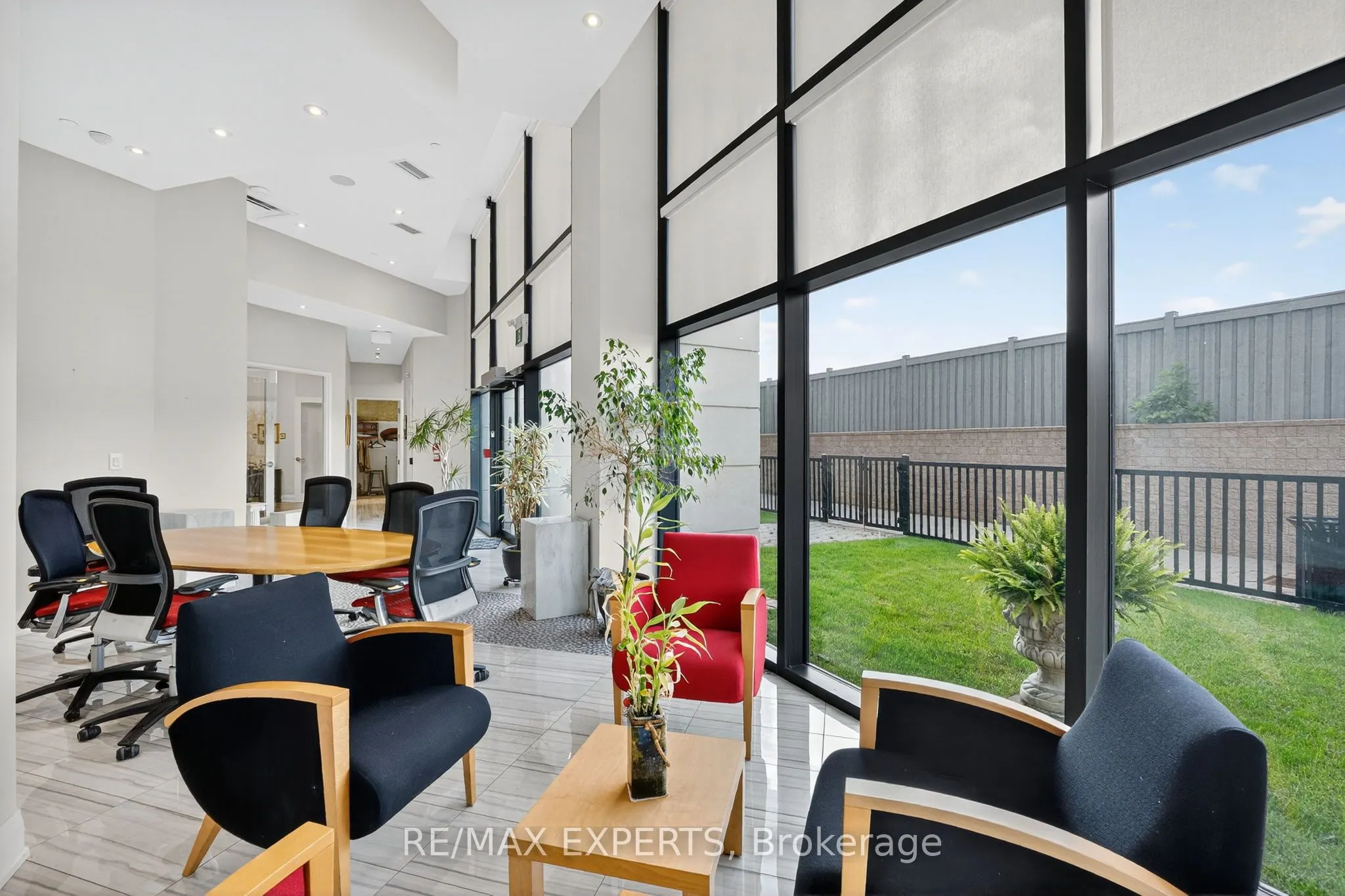 12 Woodstream Boulevard, #6