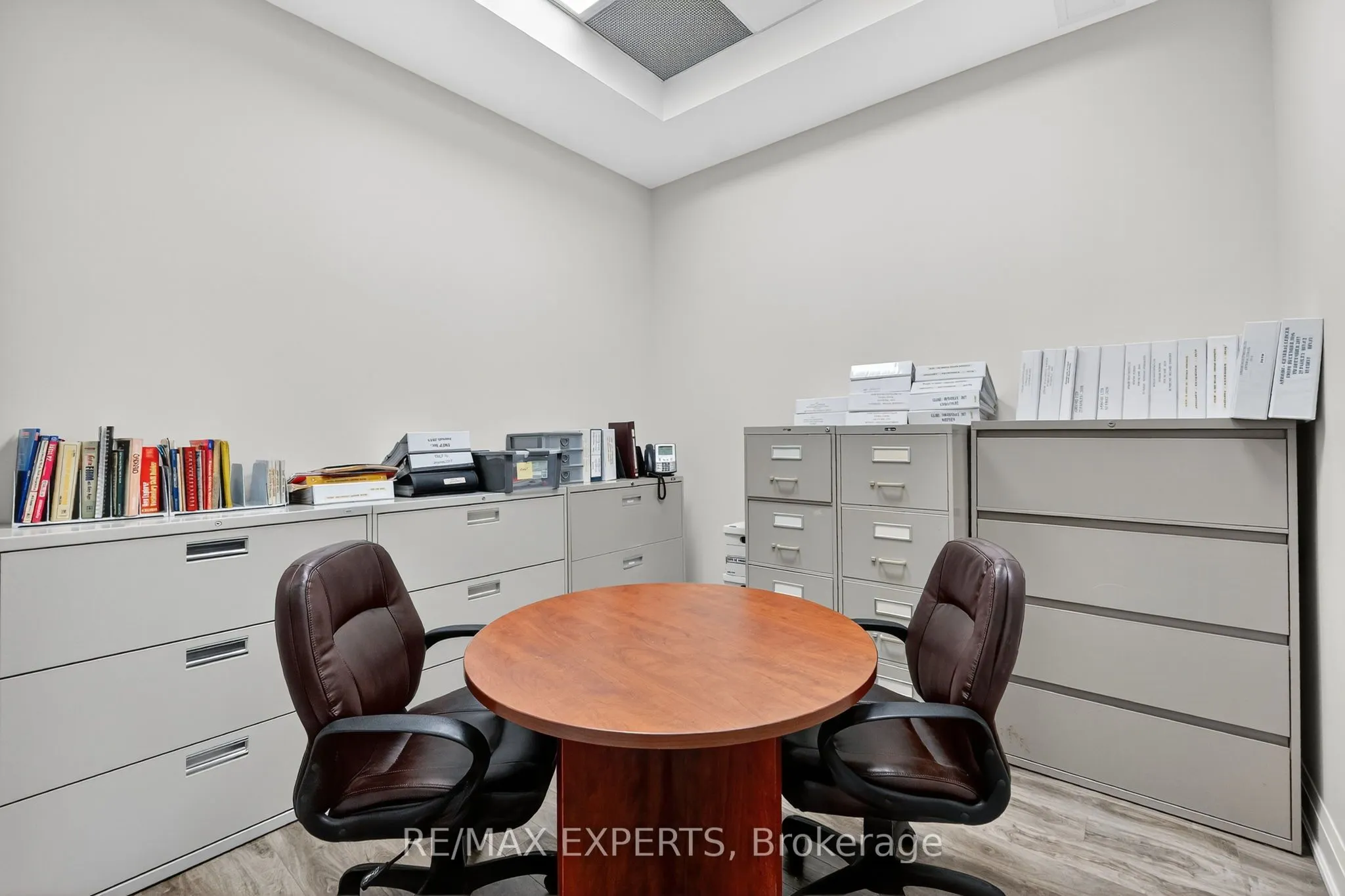 12 Woodstream Boulevard, #6