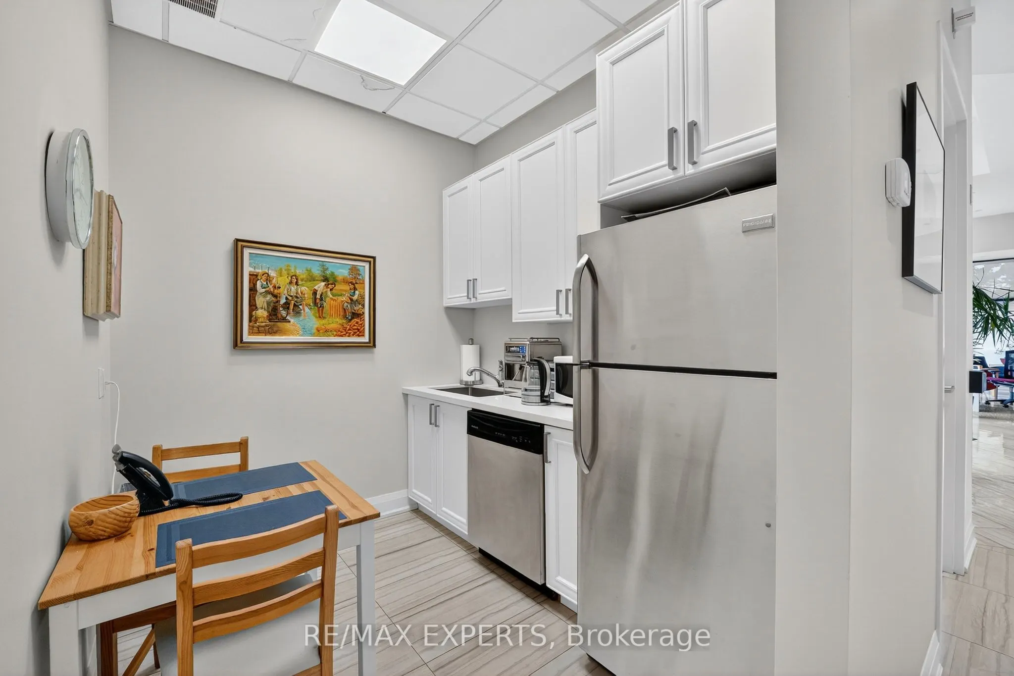12 Woodstream Boulevard, #6