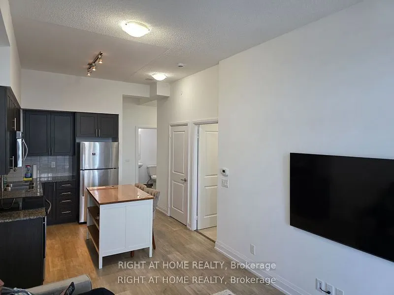 7890 Bathurst Street, #2302
