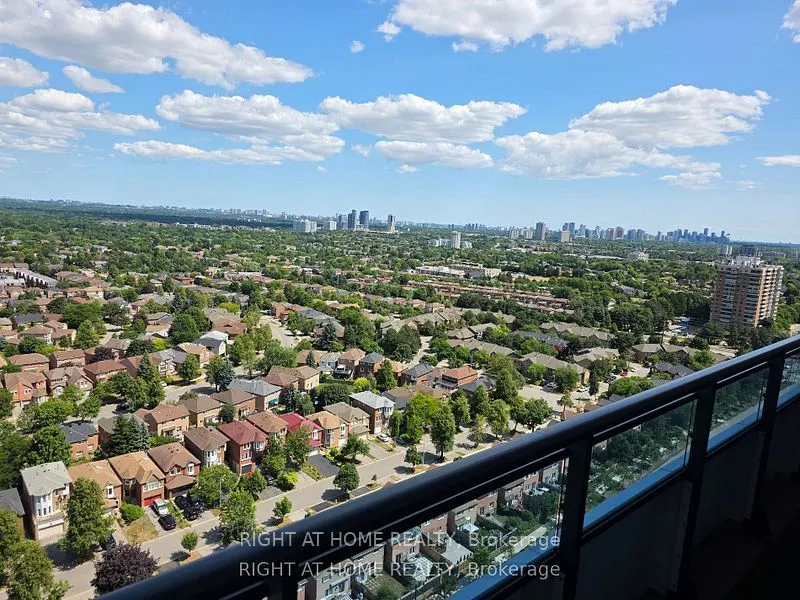 7890 Bathurst Street, #2302