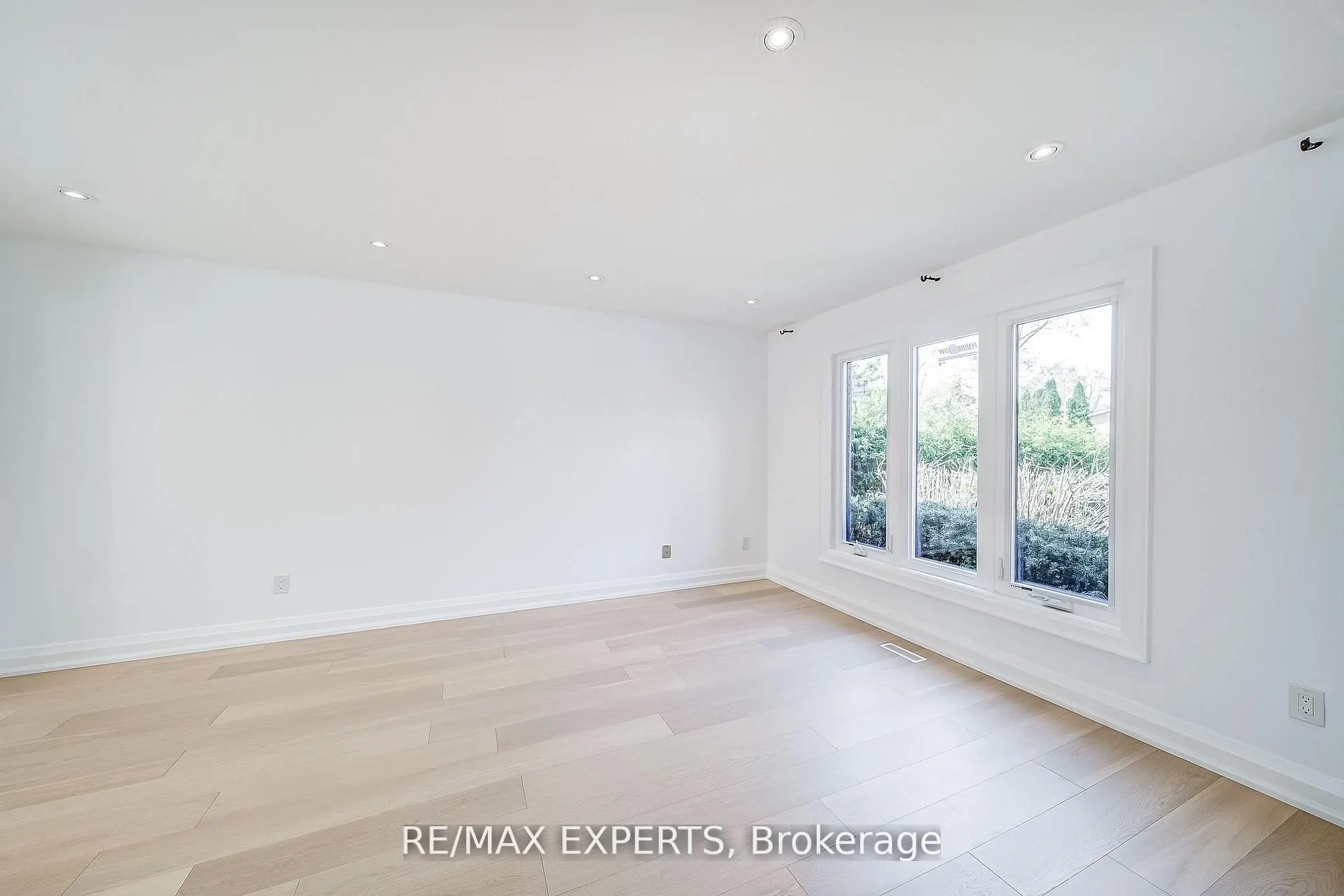 85 Villa Park Drive