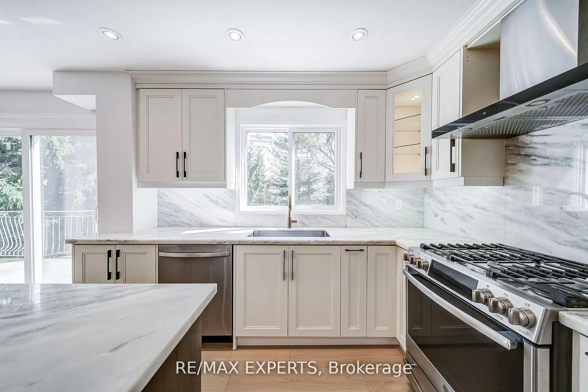 85 Villa Park Drive