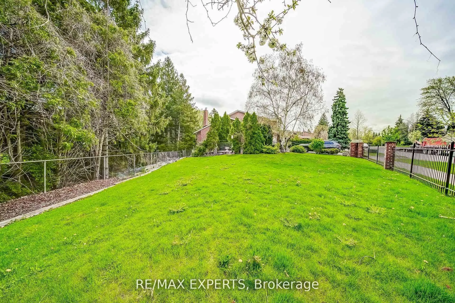 85 Villa Park Drive