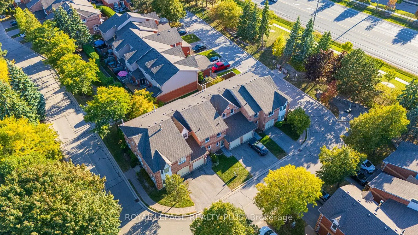767 Playter Crescent, #767