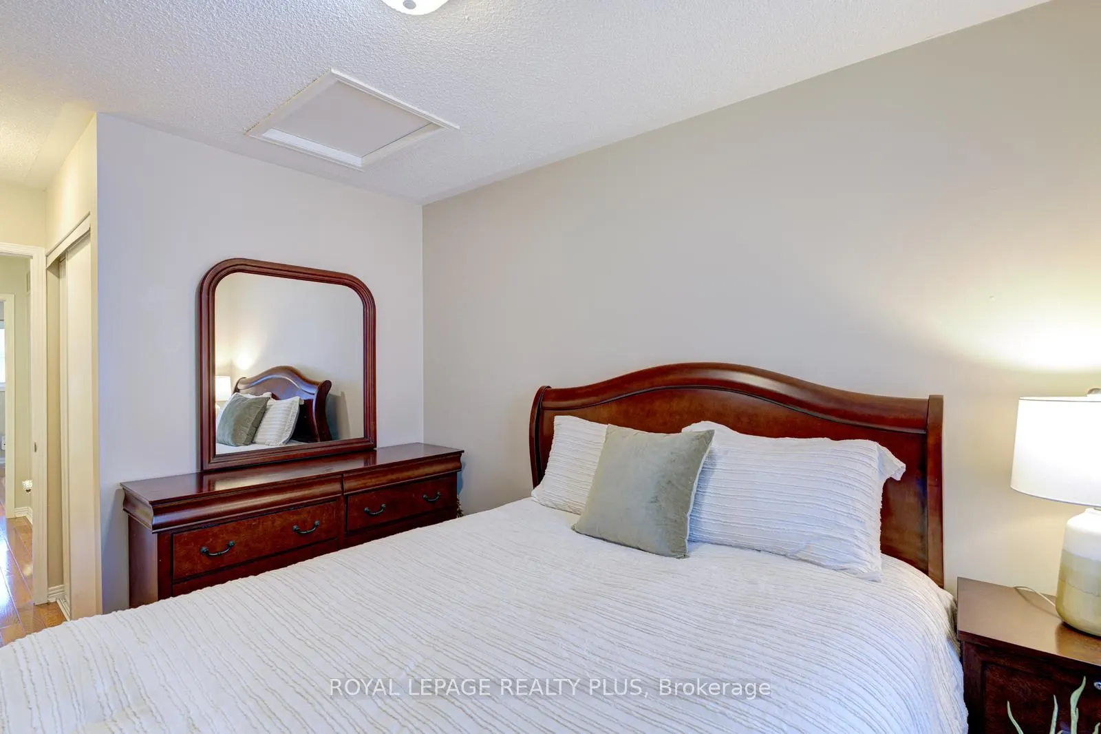 767 Playter Crescent, #767
