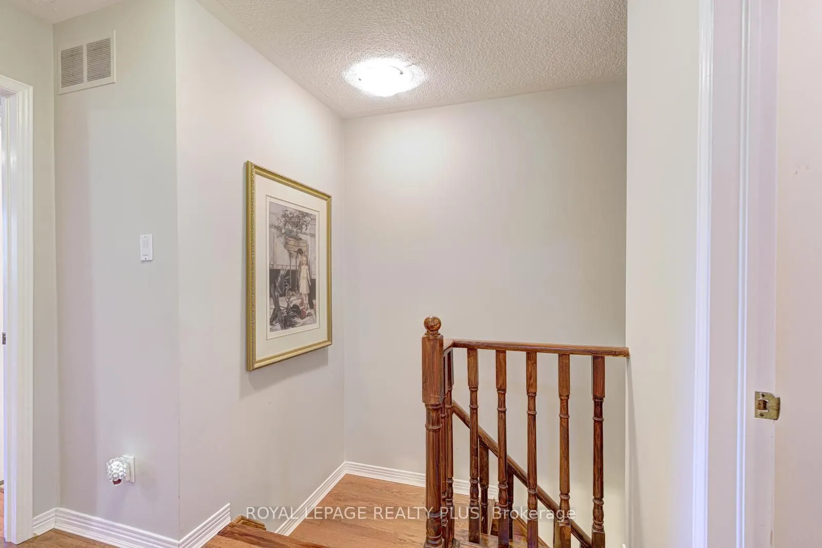 767 Playter Crescent, #767