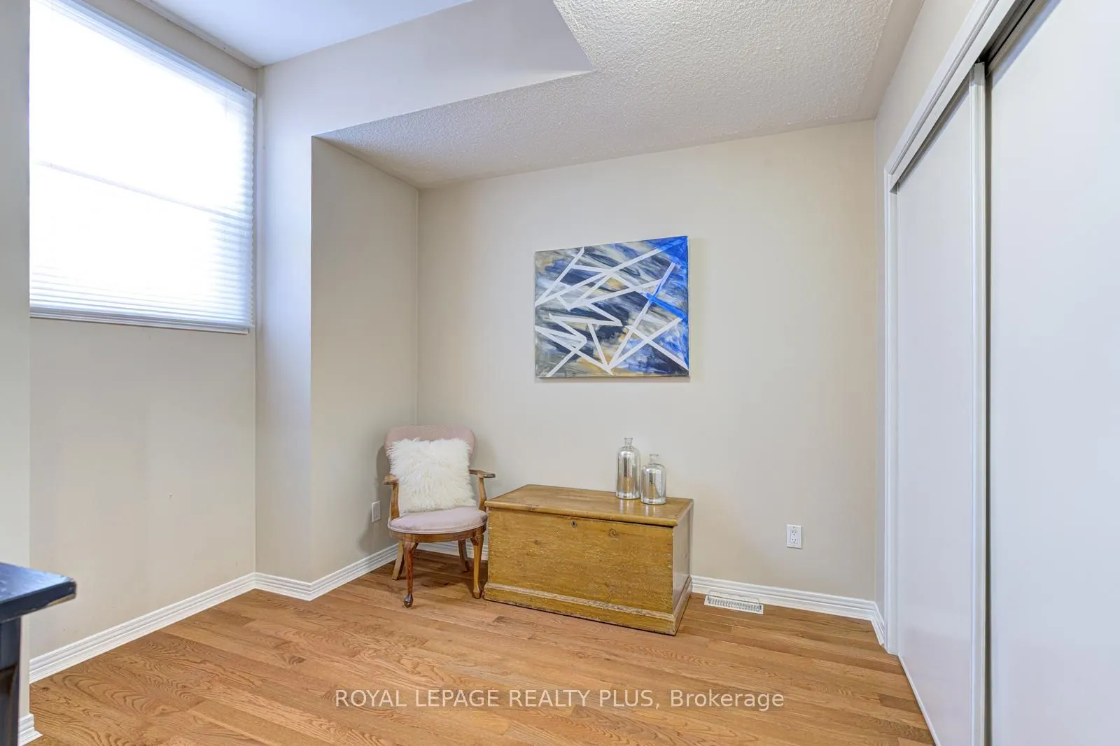 767 Playter Crescent, #767