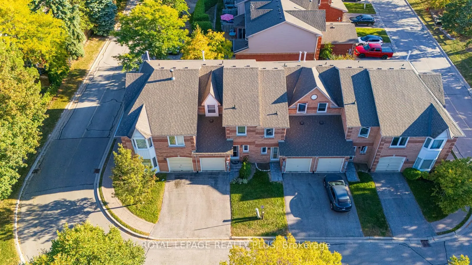 767 Playter Crescent, #767