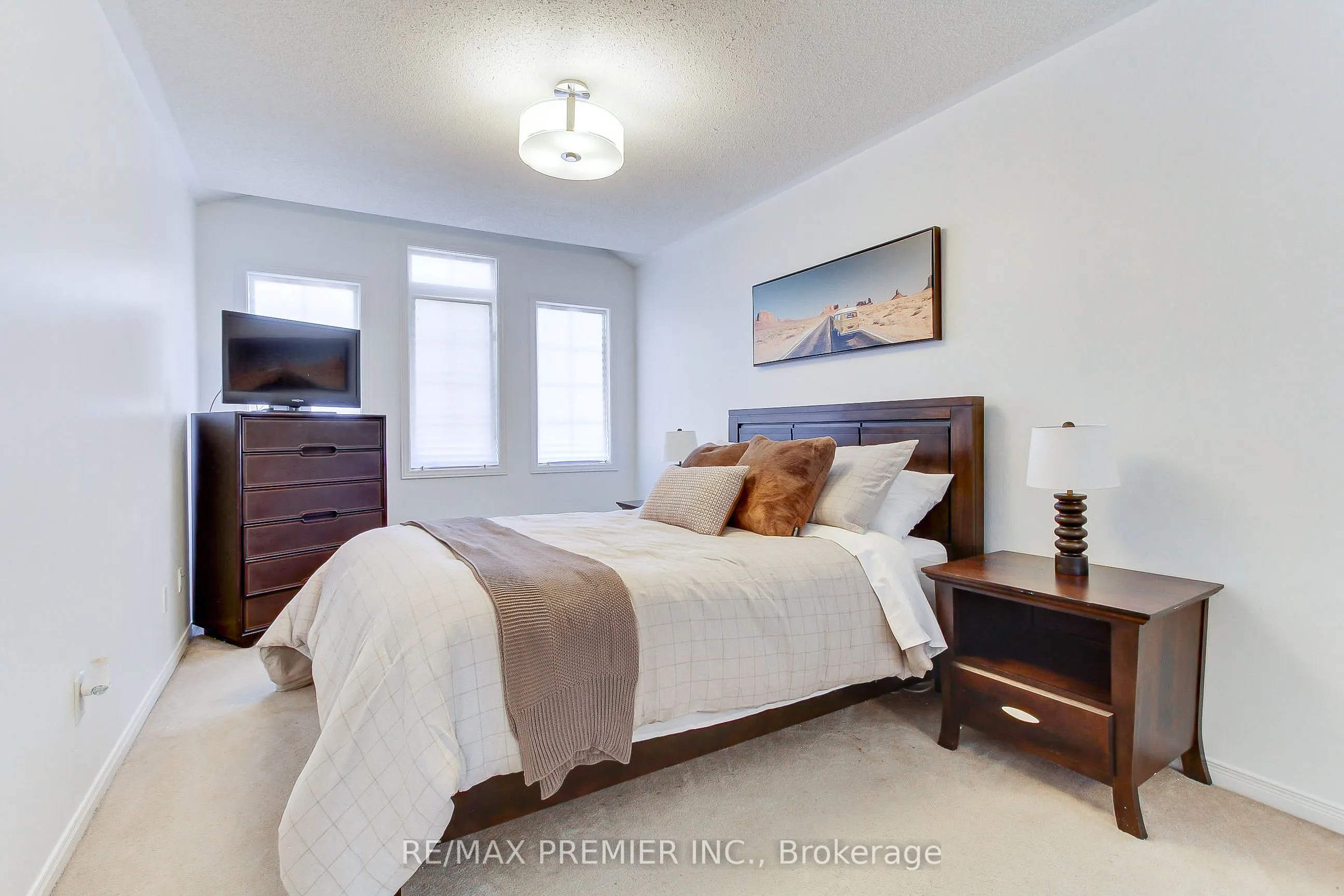 39 Ronan Crescent