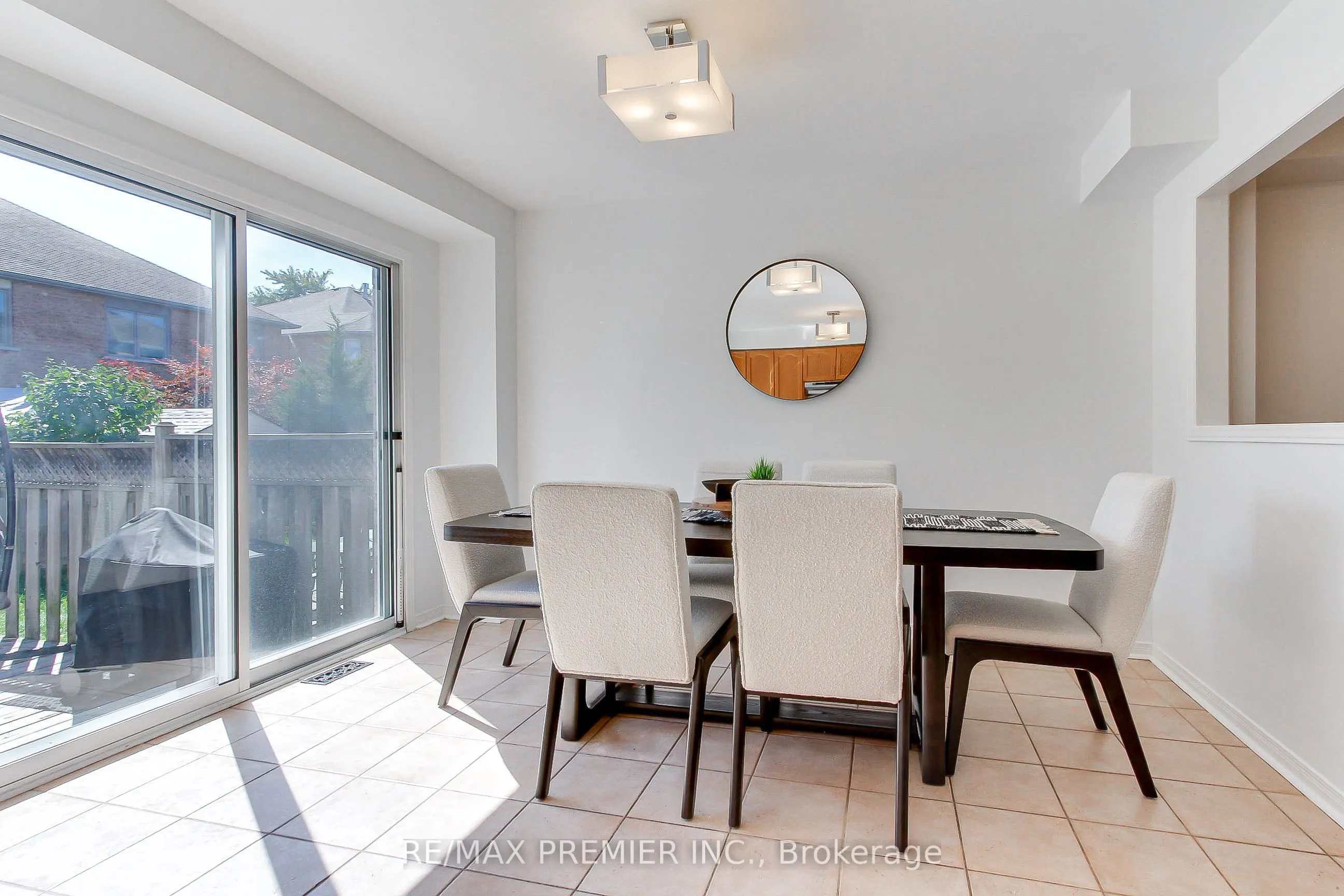 39 Ronan Crescent