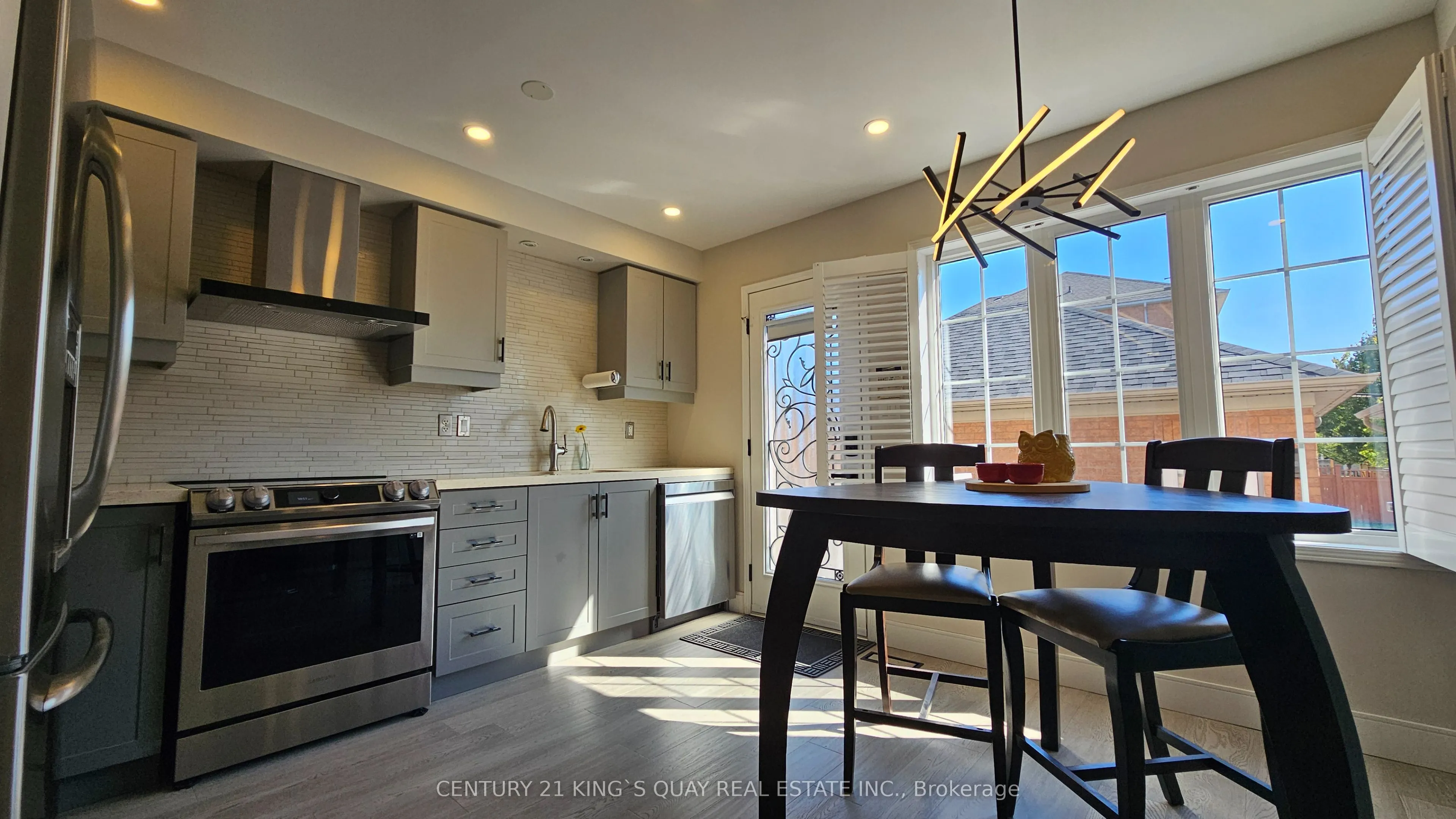 759 Cornell Rouge Boulevard