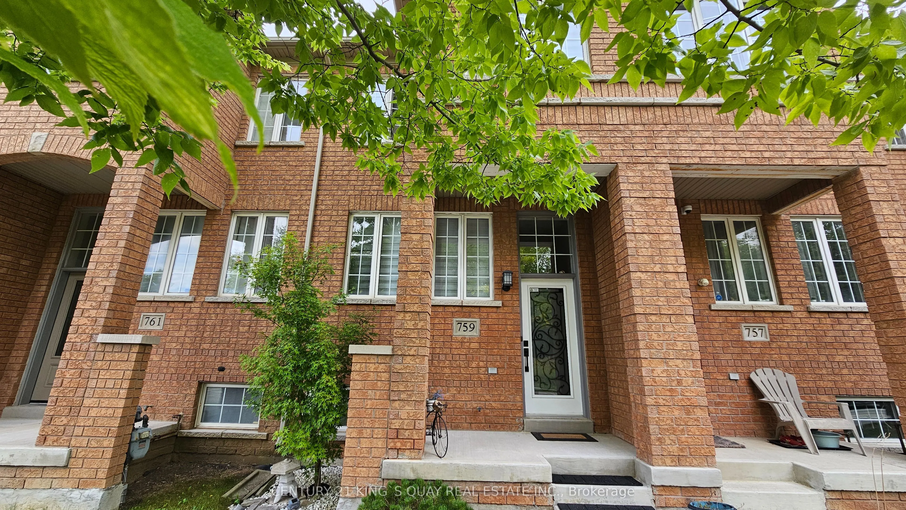 759 Cornell Rouge Boulevard
