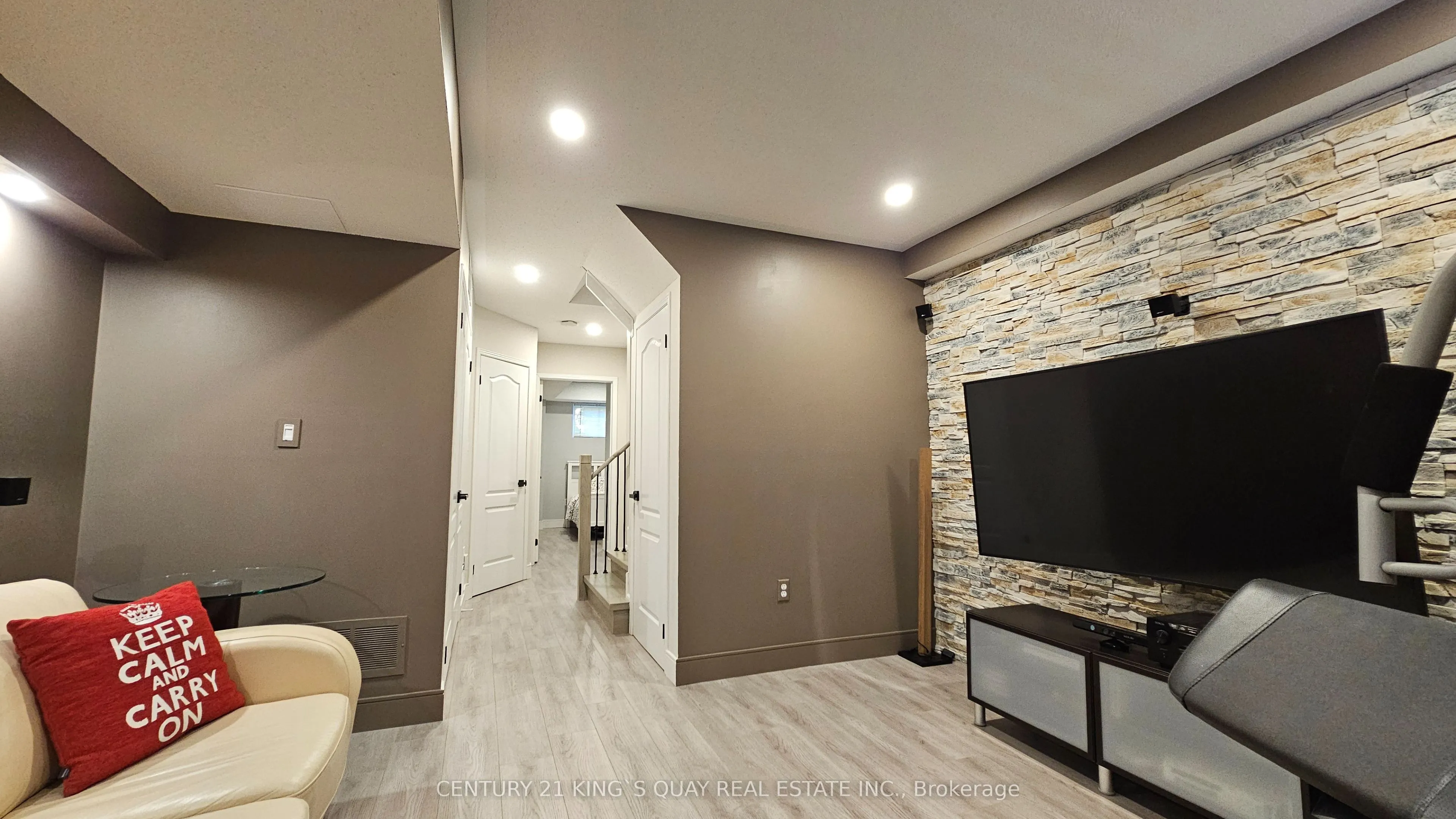 759 Cornell Rouge Boulevard