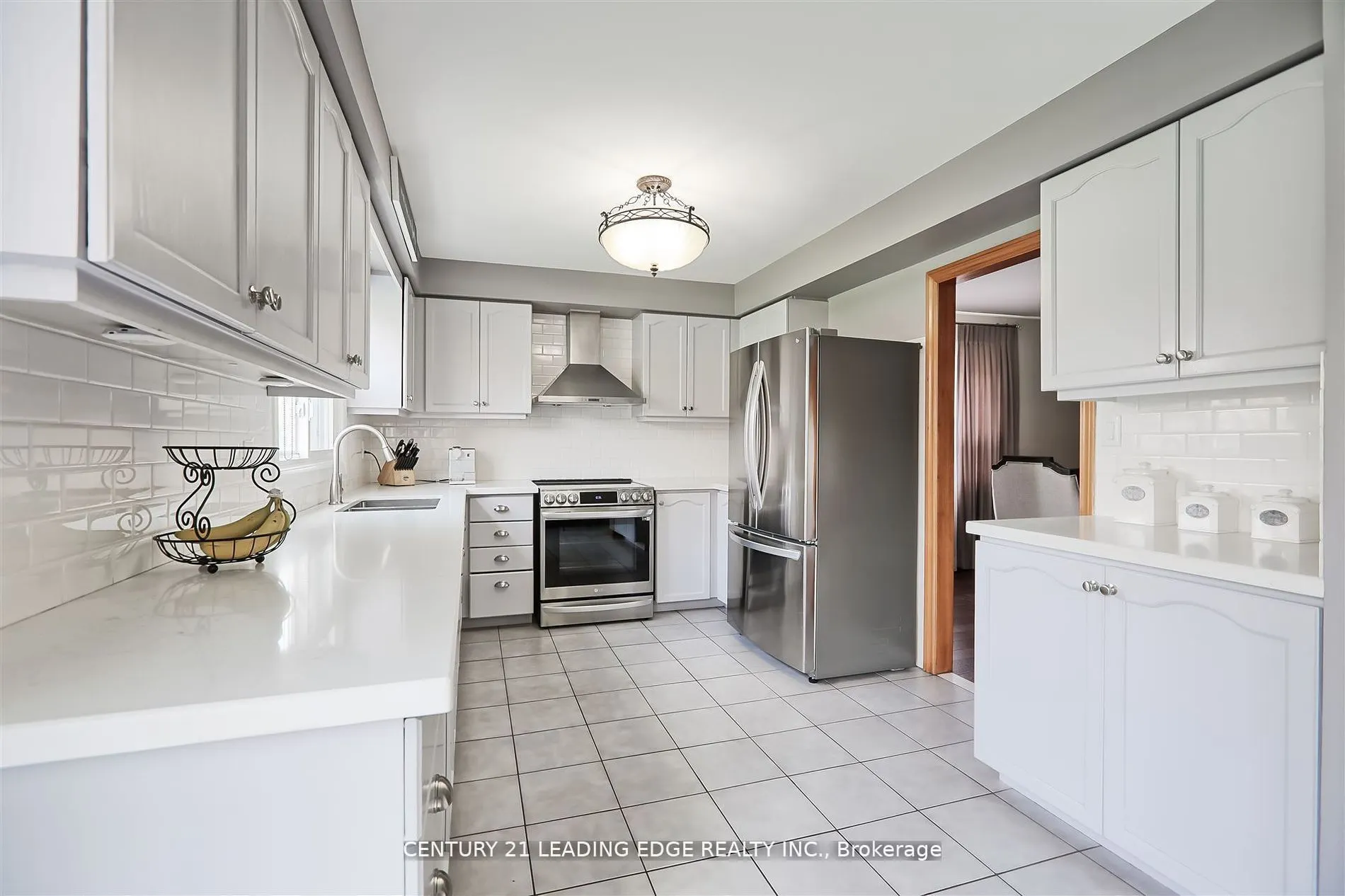 312 Valeria Boulevard