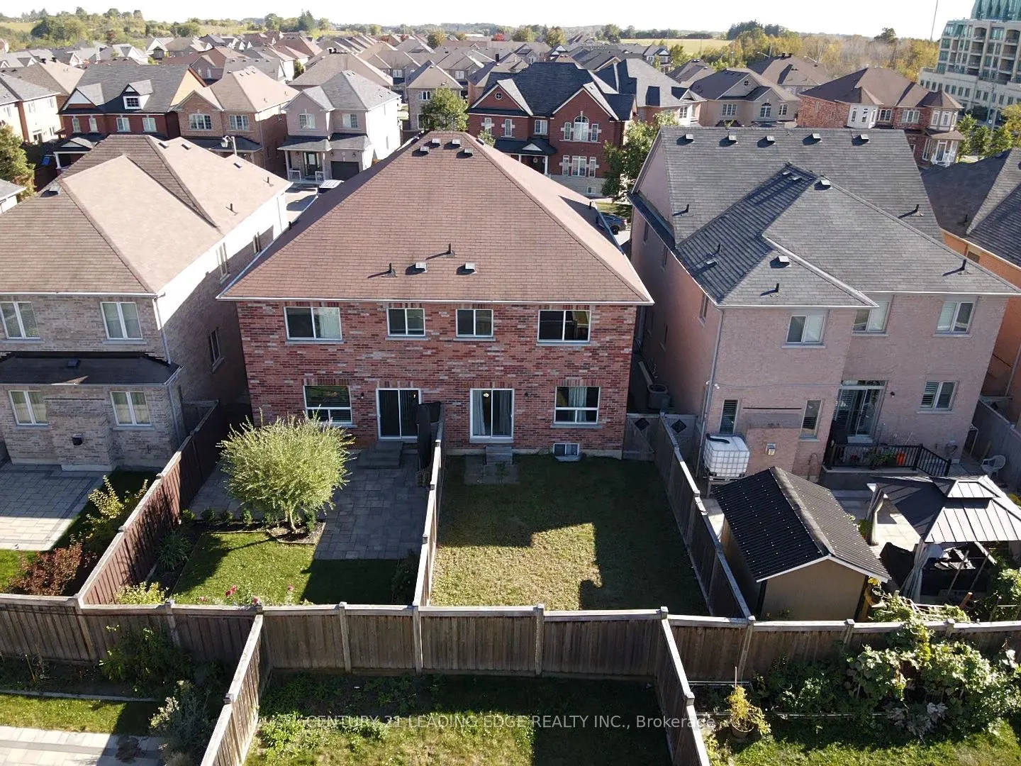 15 Robertdale Court