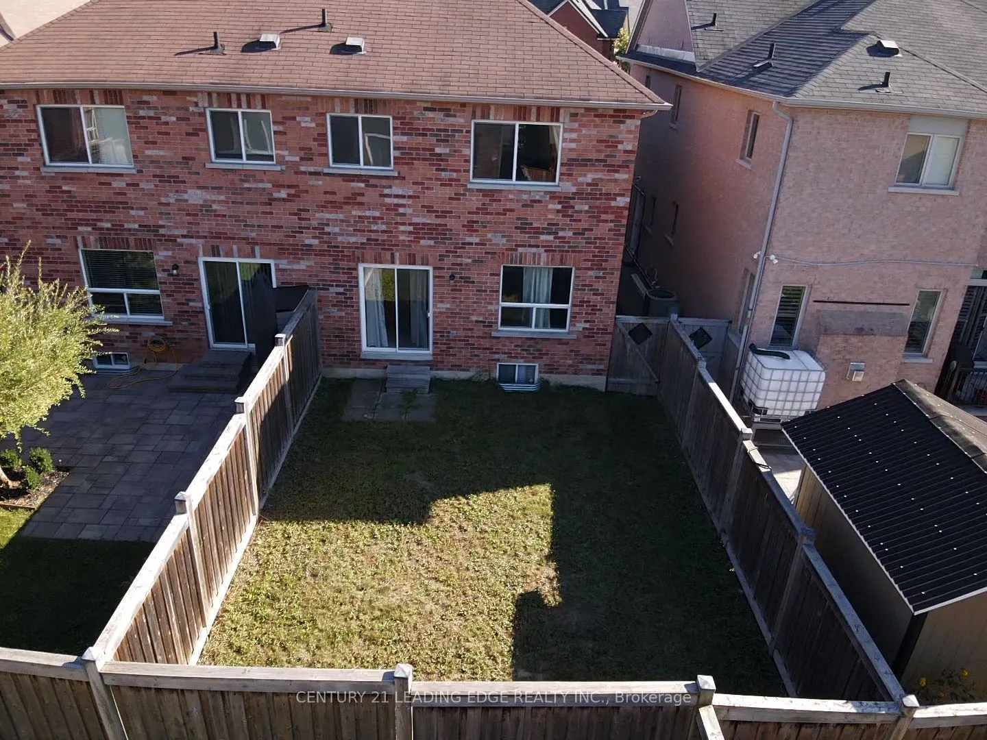 15 Robertdale Court