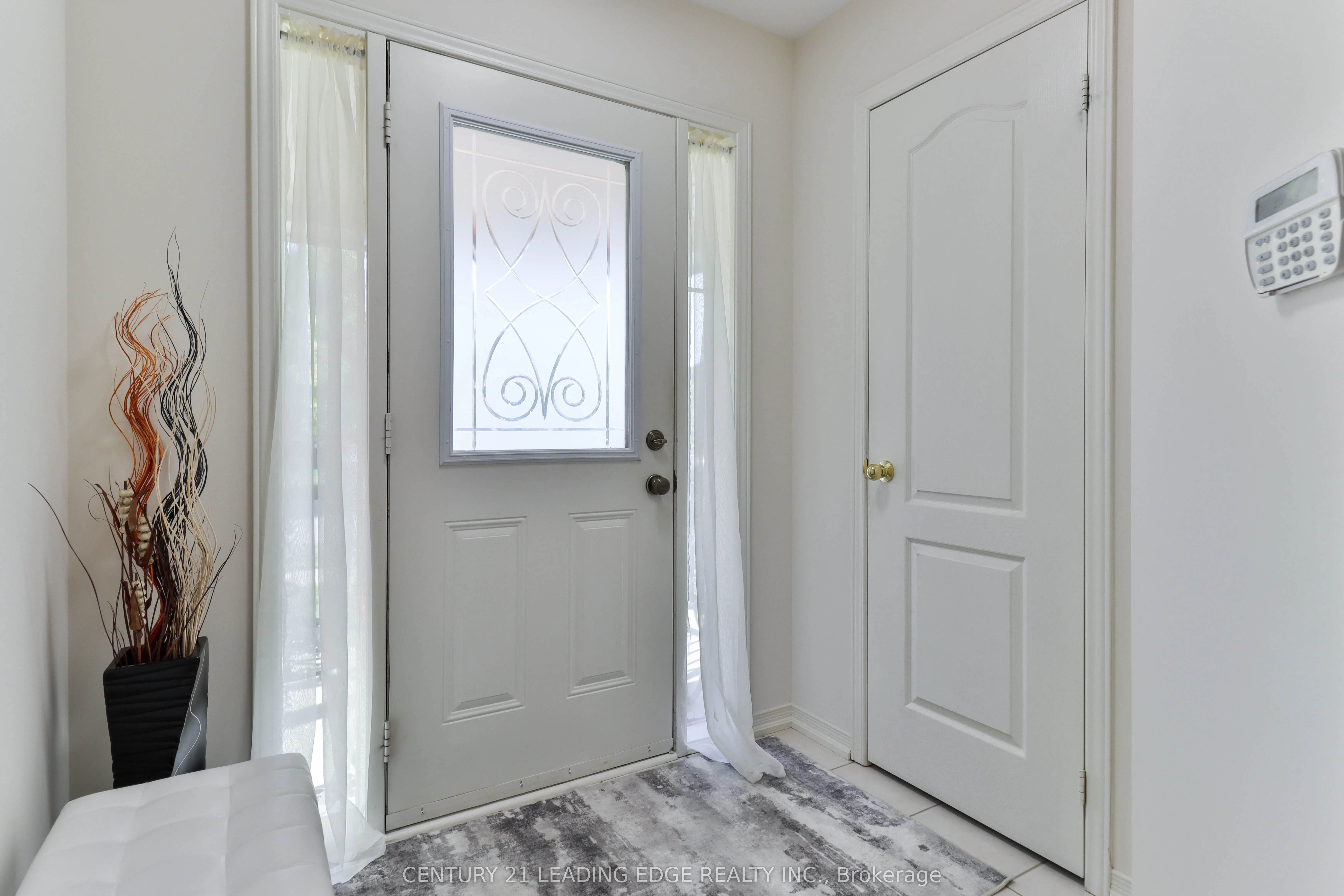 15 Robertdale Court