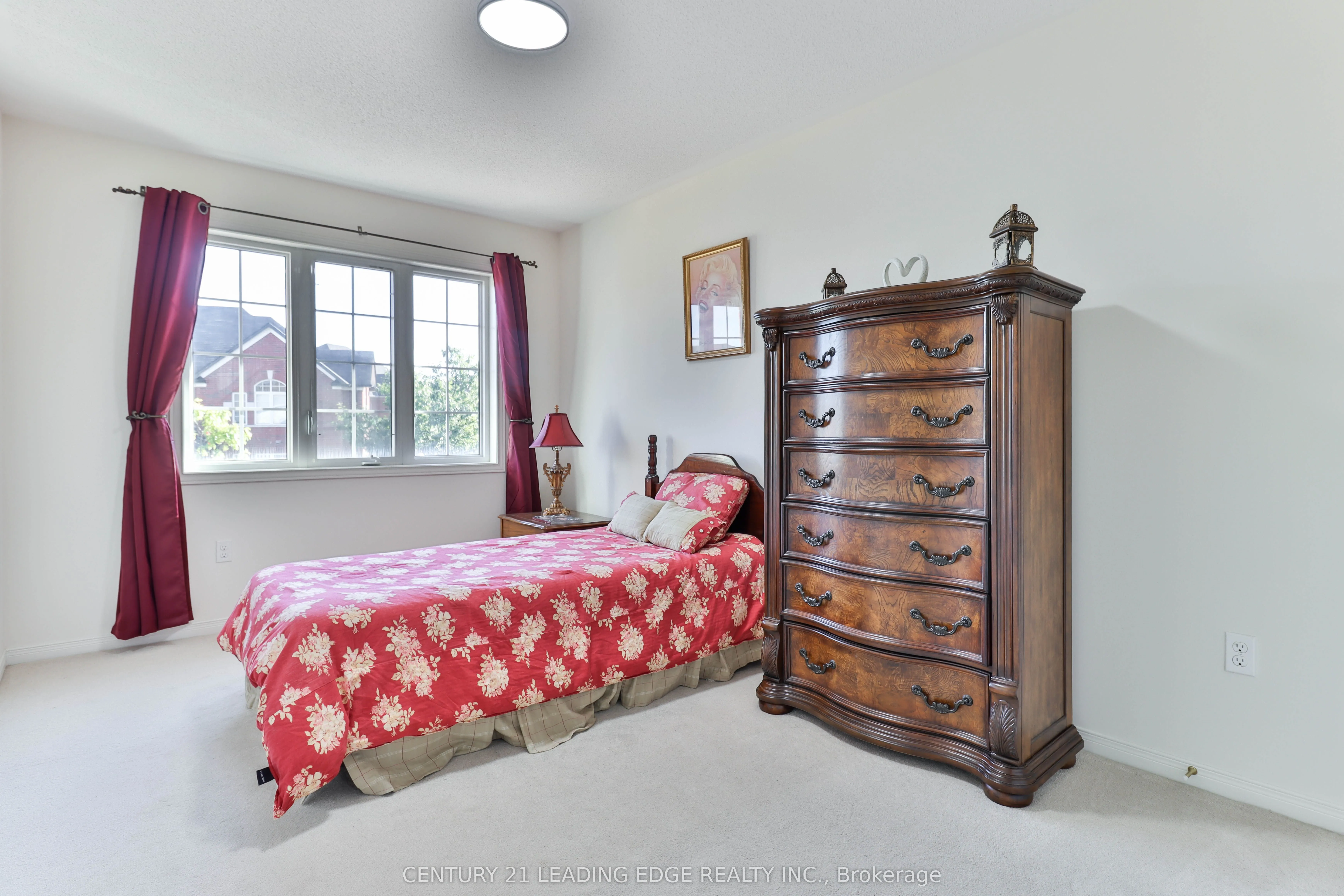 15 Robertdale Court