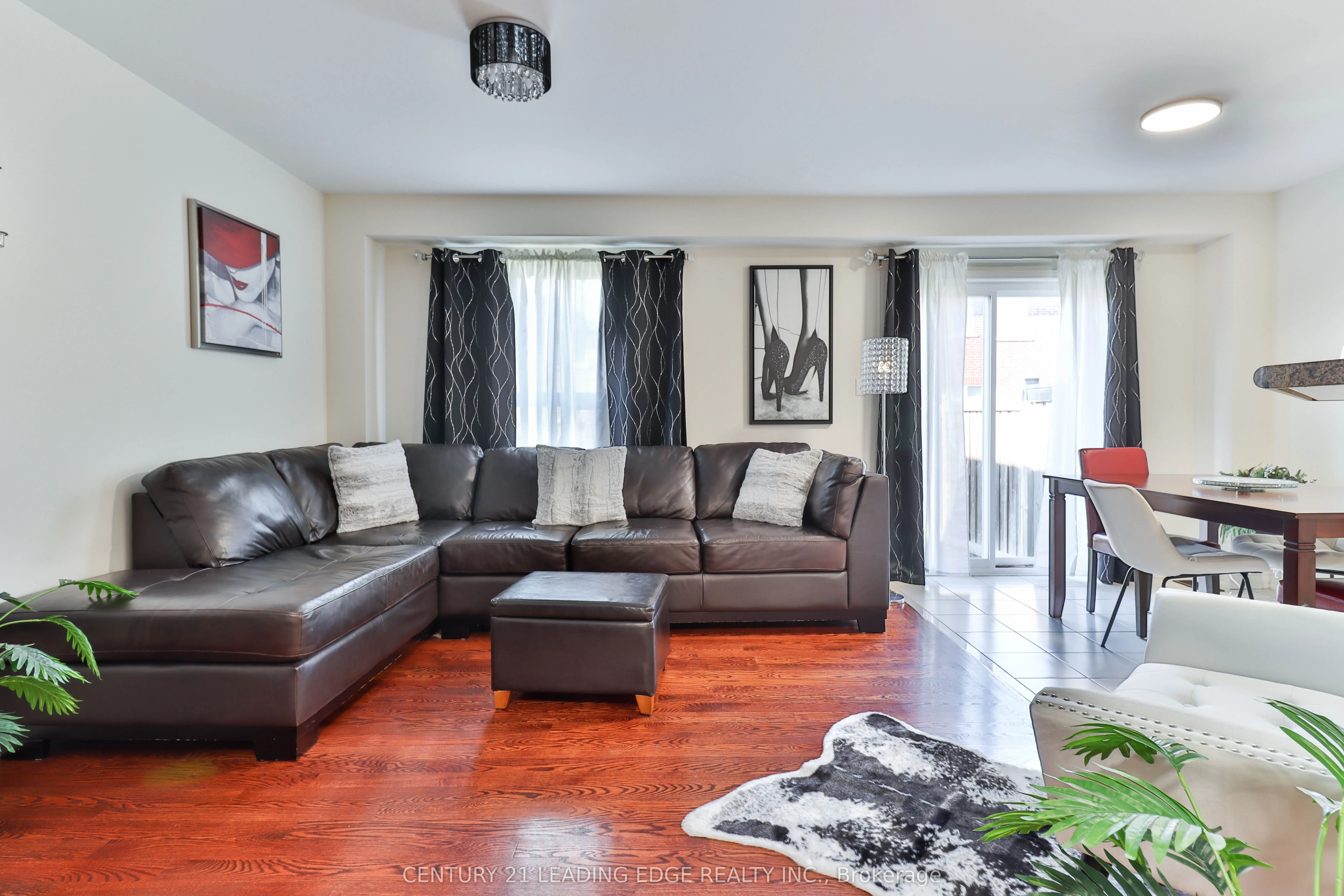 15 Robertdale Court