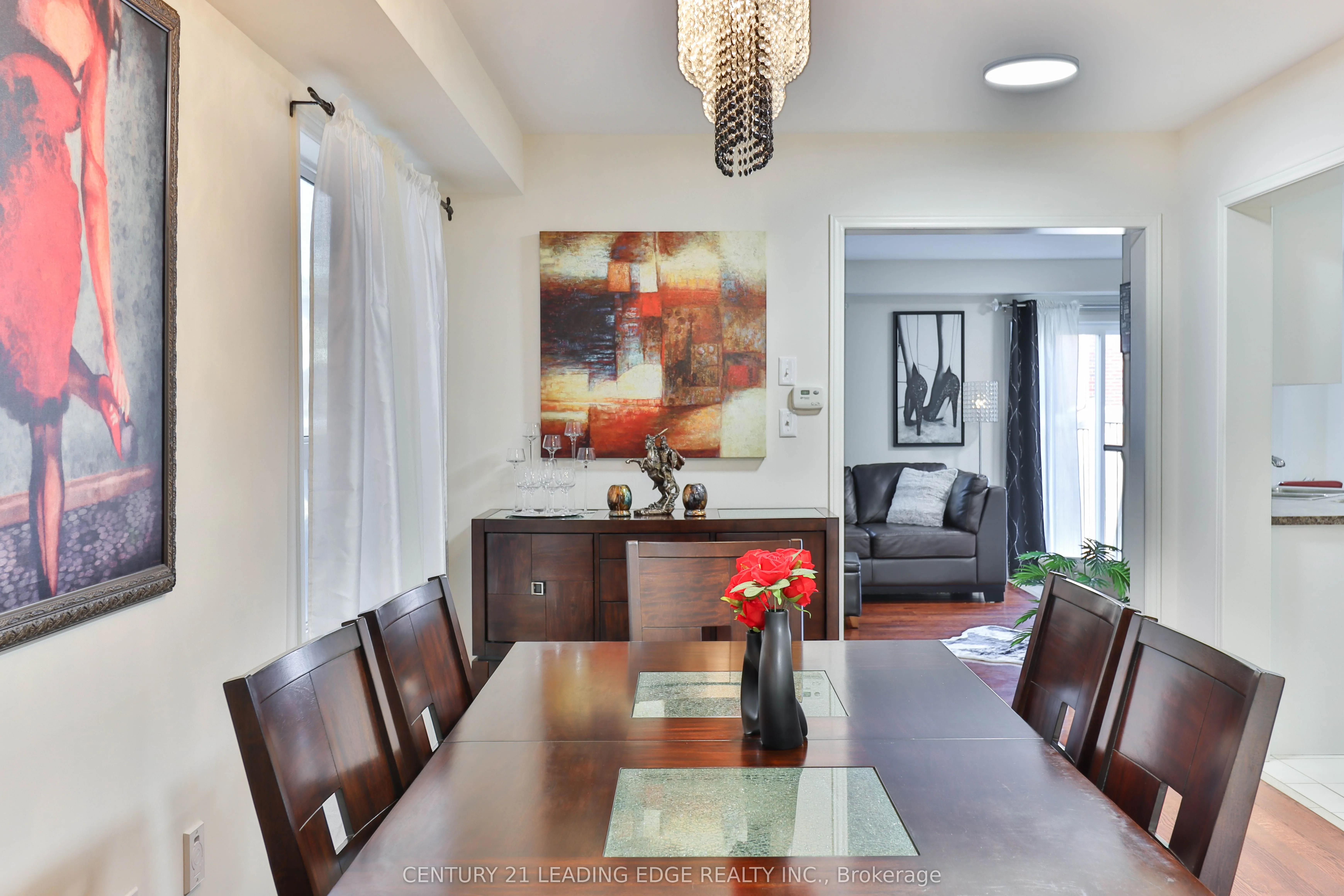 15 Robertdale Court