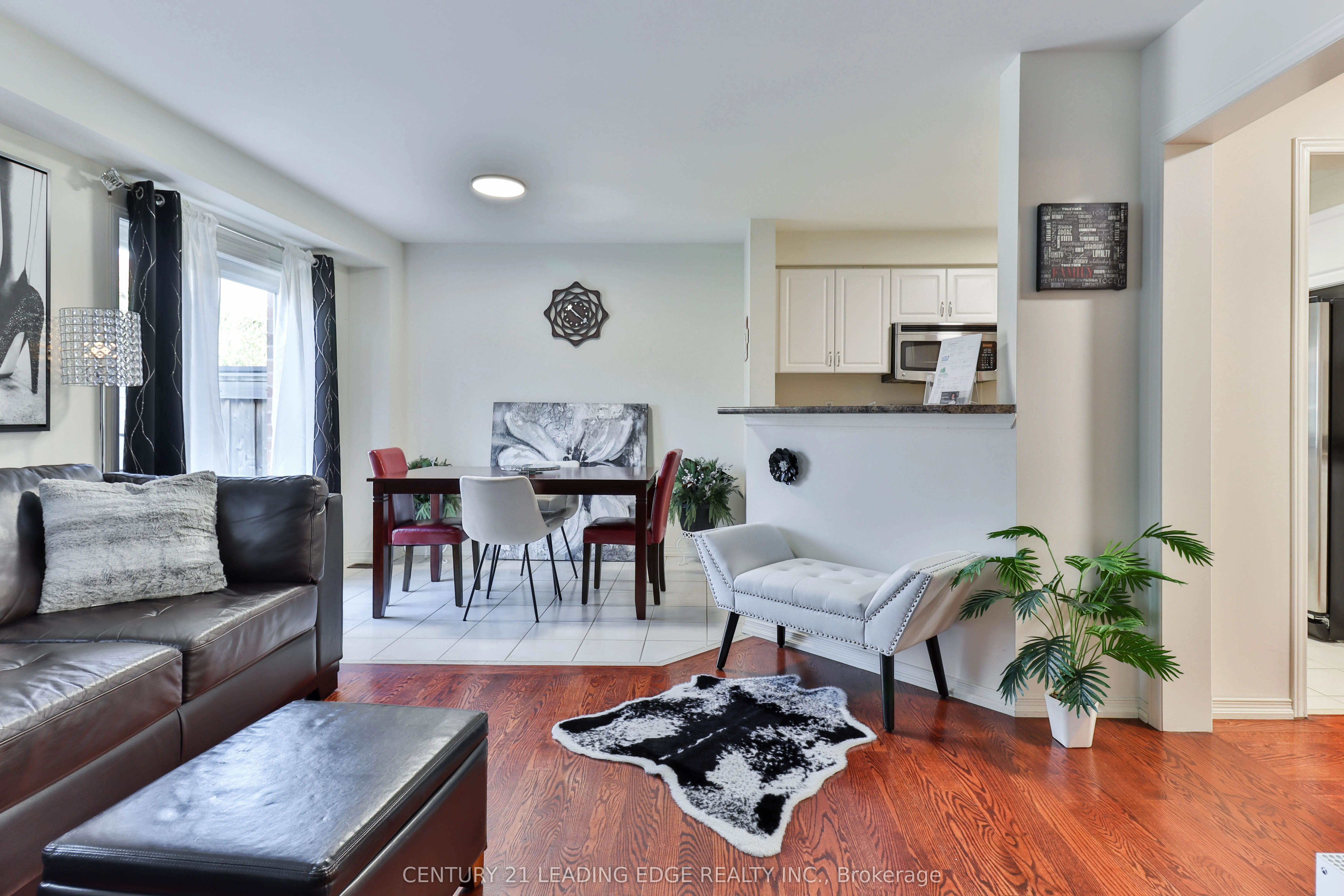 15 Robertdale Court