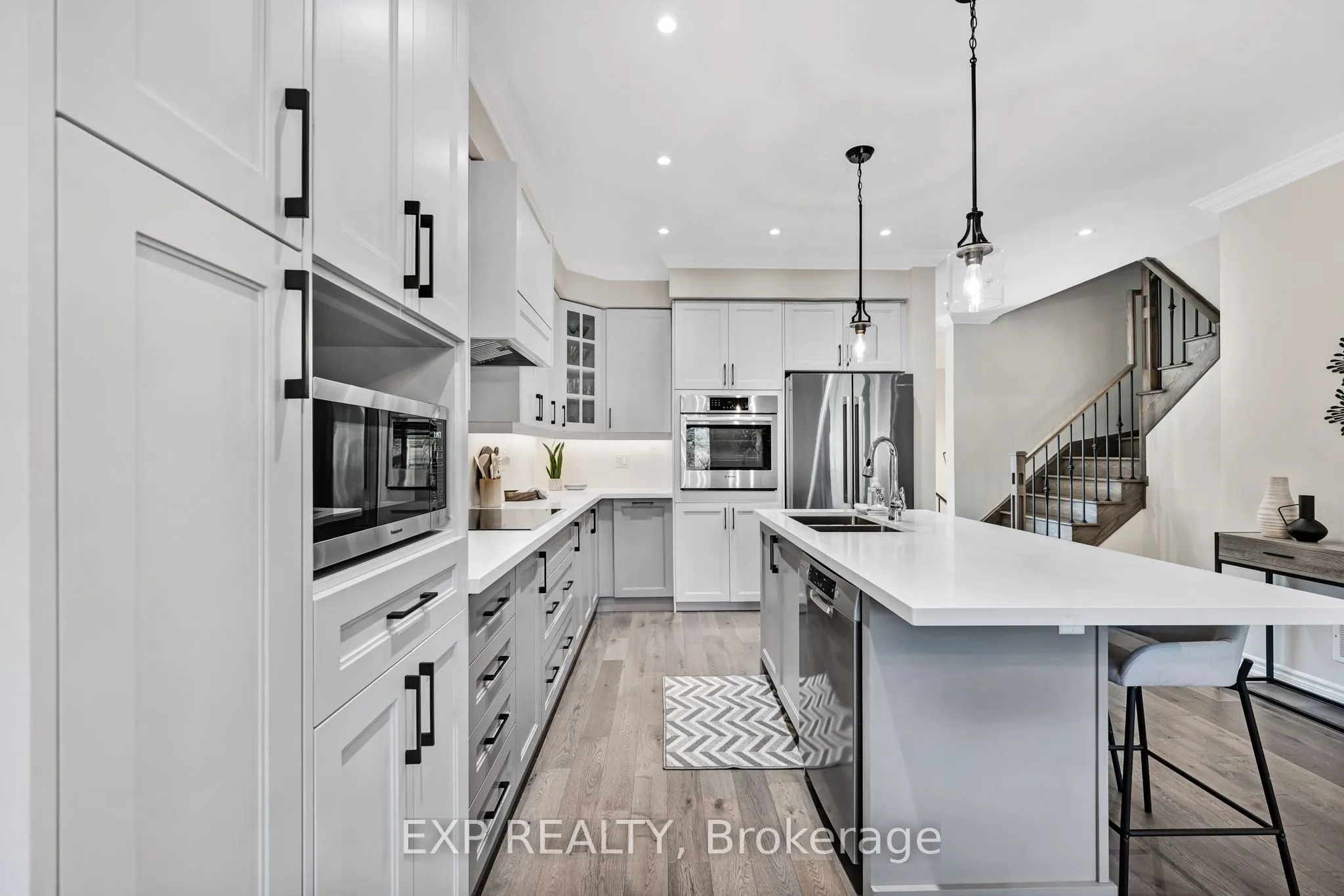 9 Gord Matthews Way