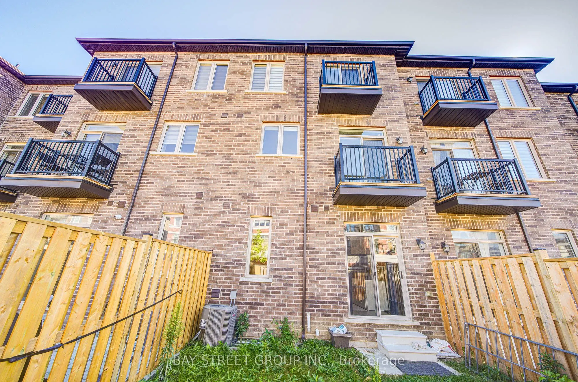 28 Sissons Way