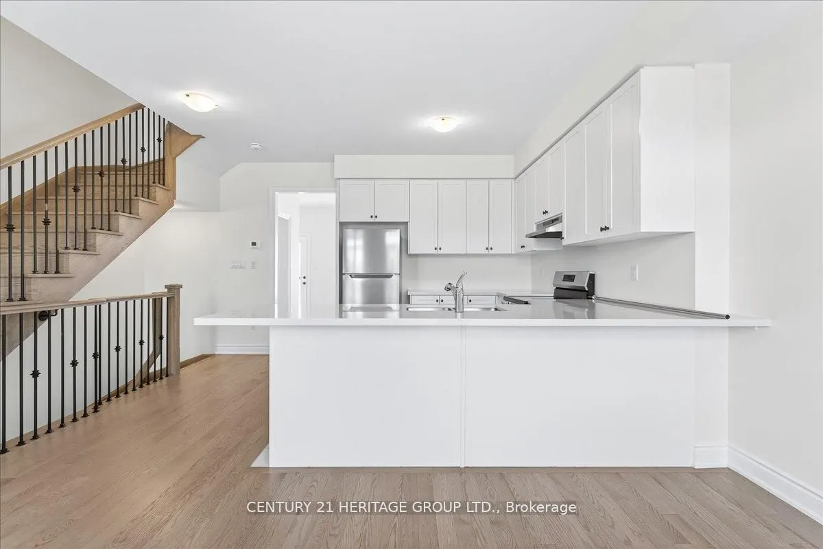6 Elgin Court