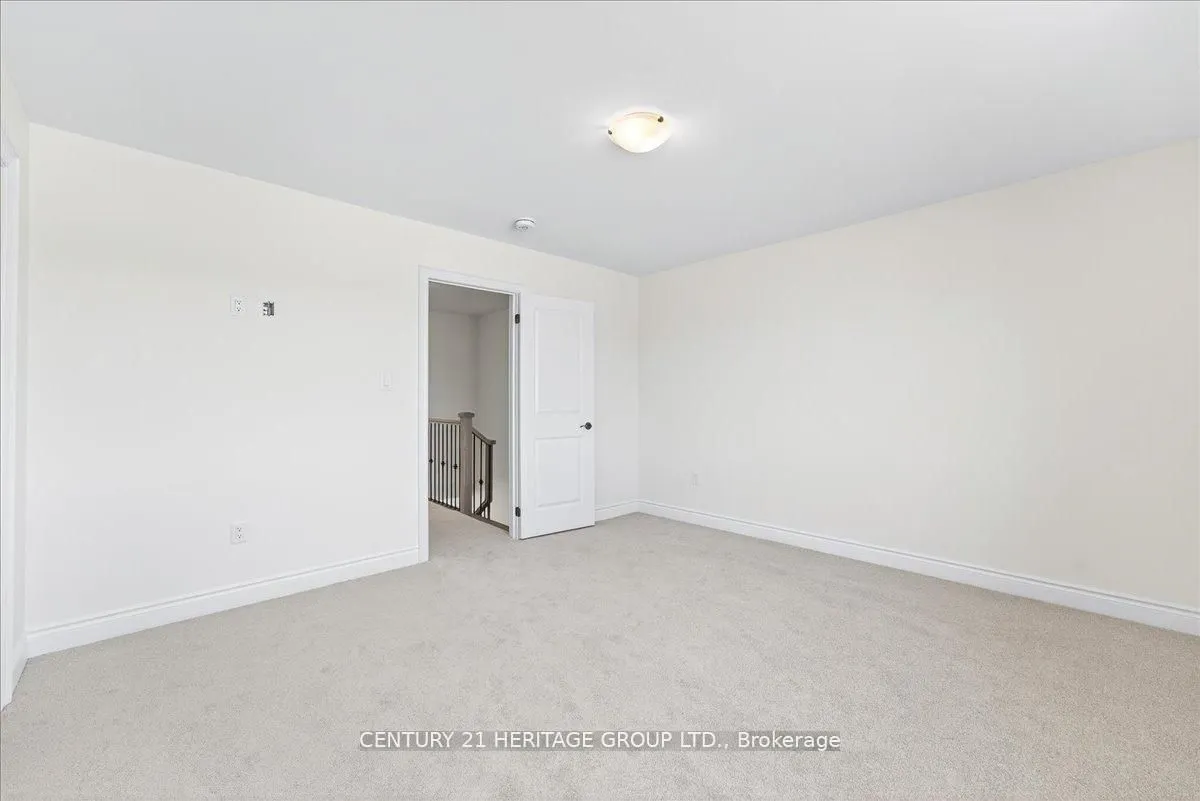 6 Elgin Court