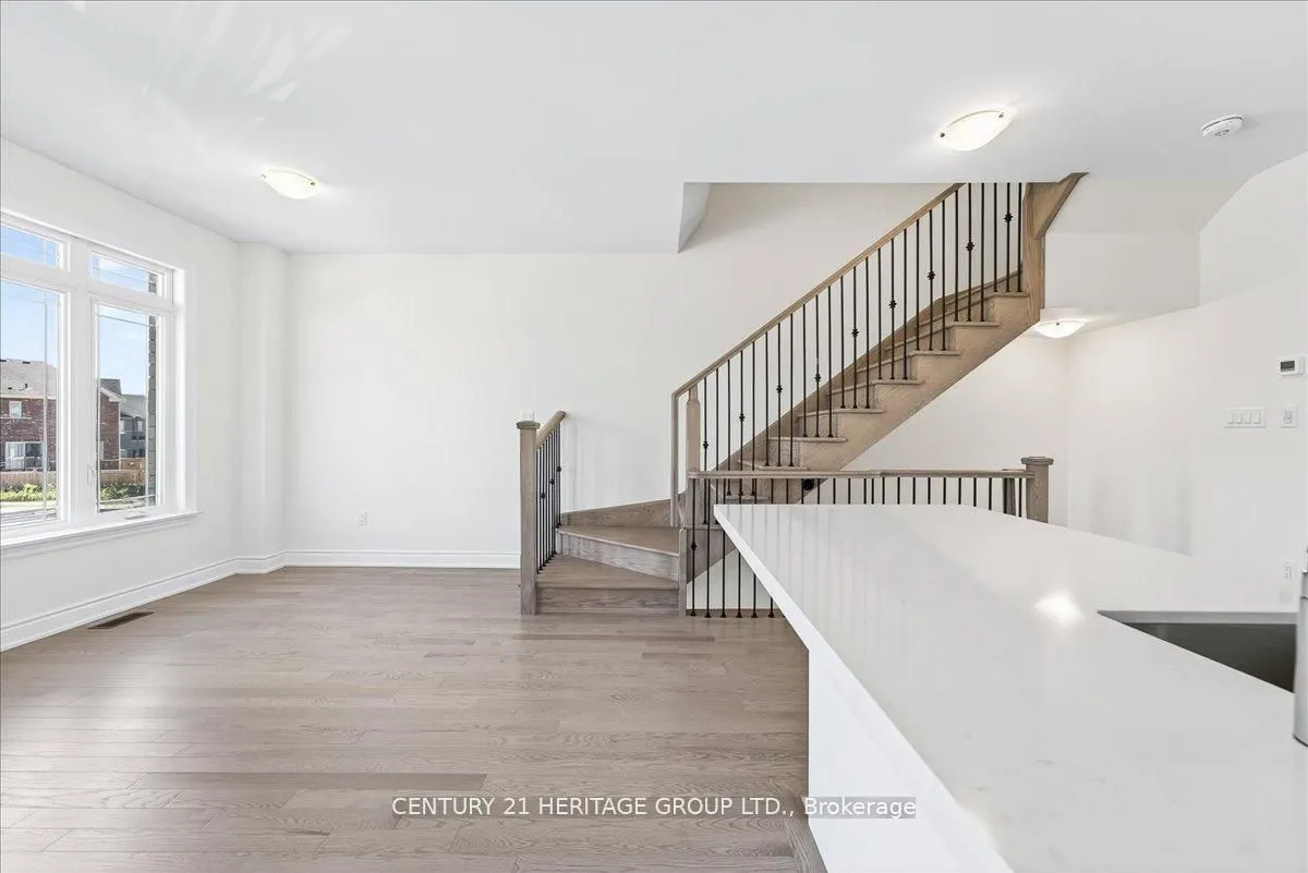 6 Elgin Court