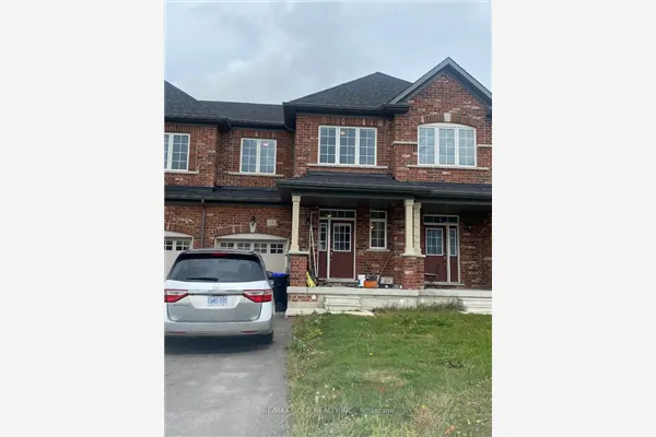 2242 Grainger Loop